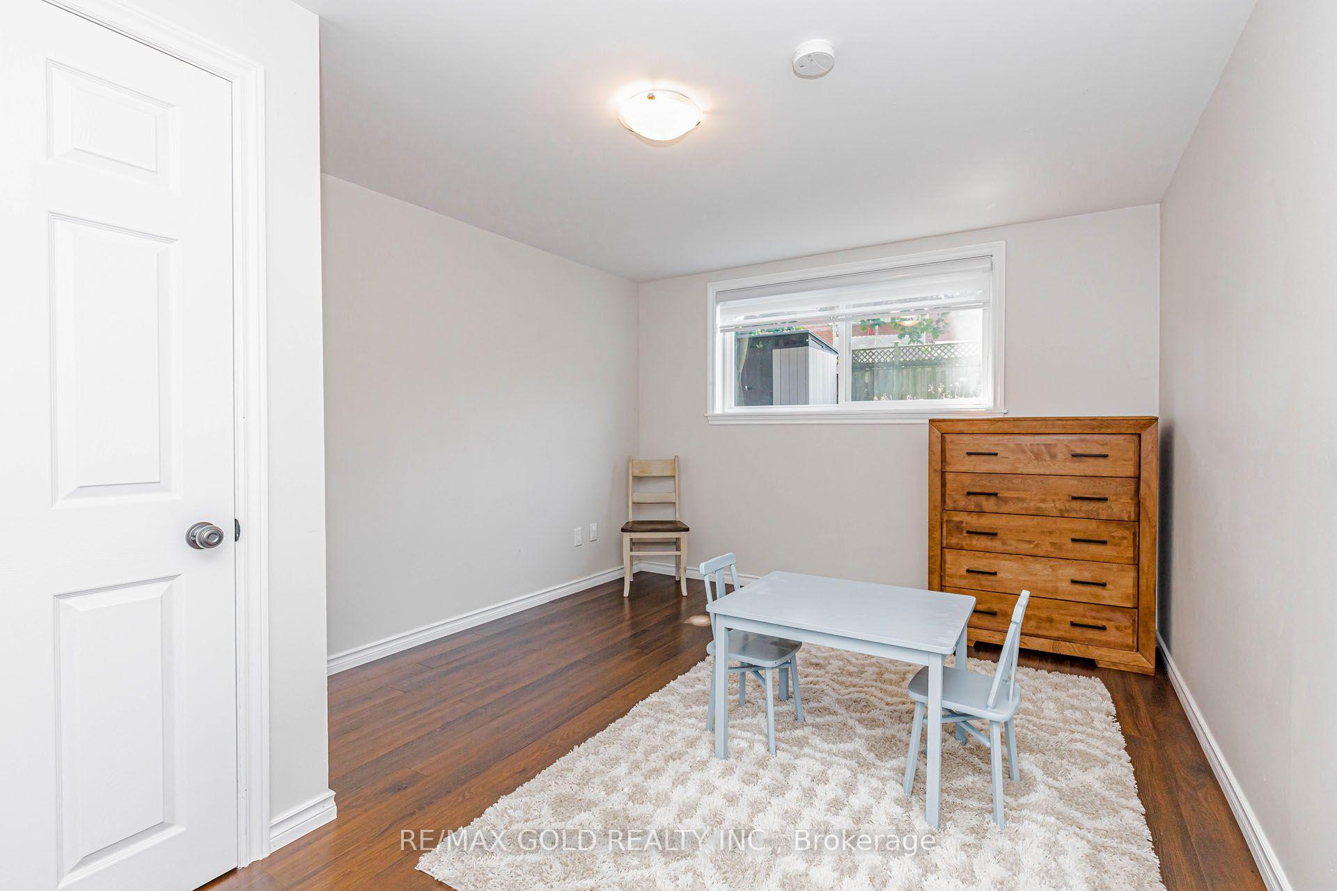 Photo 31 of 45 Grange Drive, Brampton, Northwood Park — HOMEH
