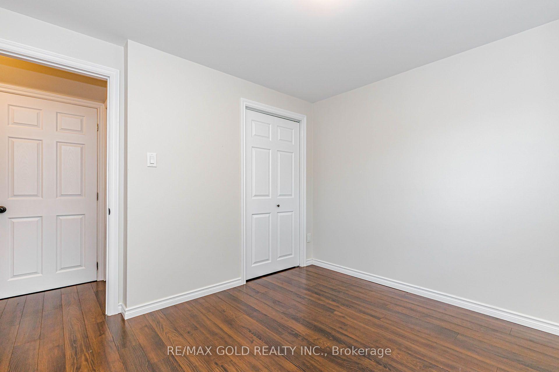 Photo 36 of 45 Grange Drive, Brampton, Northwood Park — HOMEH