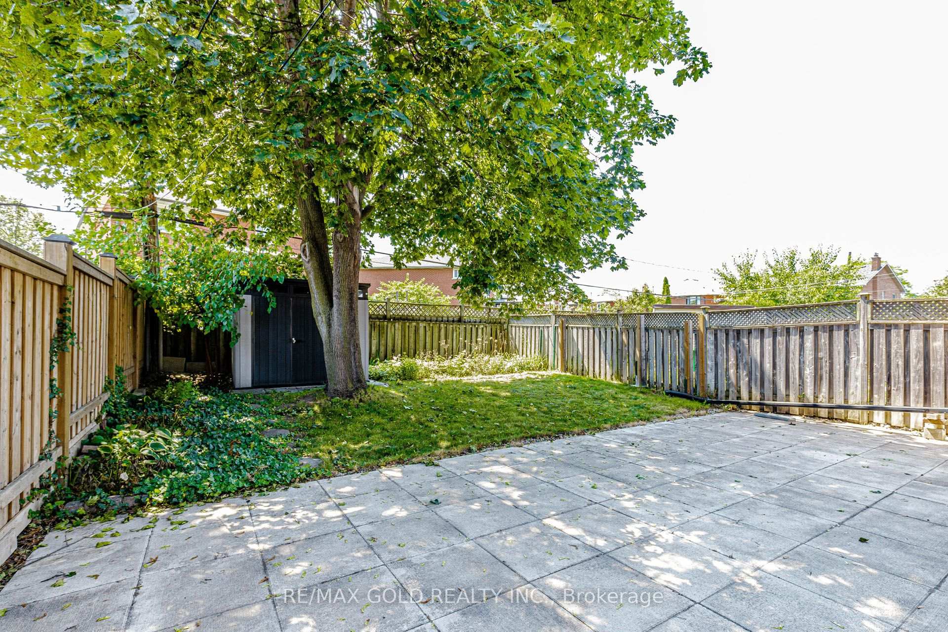 Photo 46 of 45 Grange Drive, Brampton, Northwood Park — HOMEH