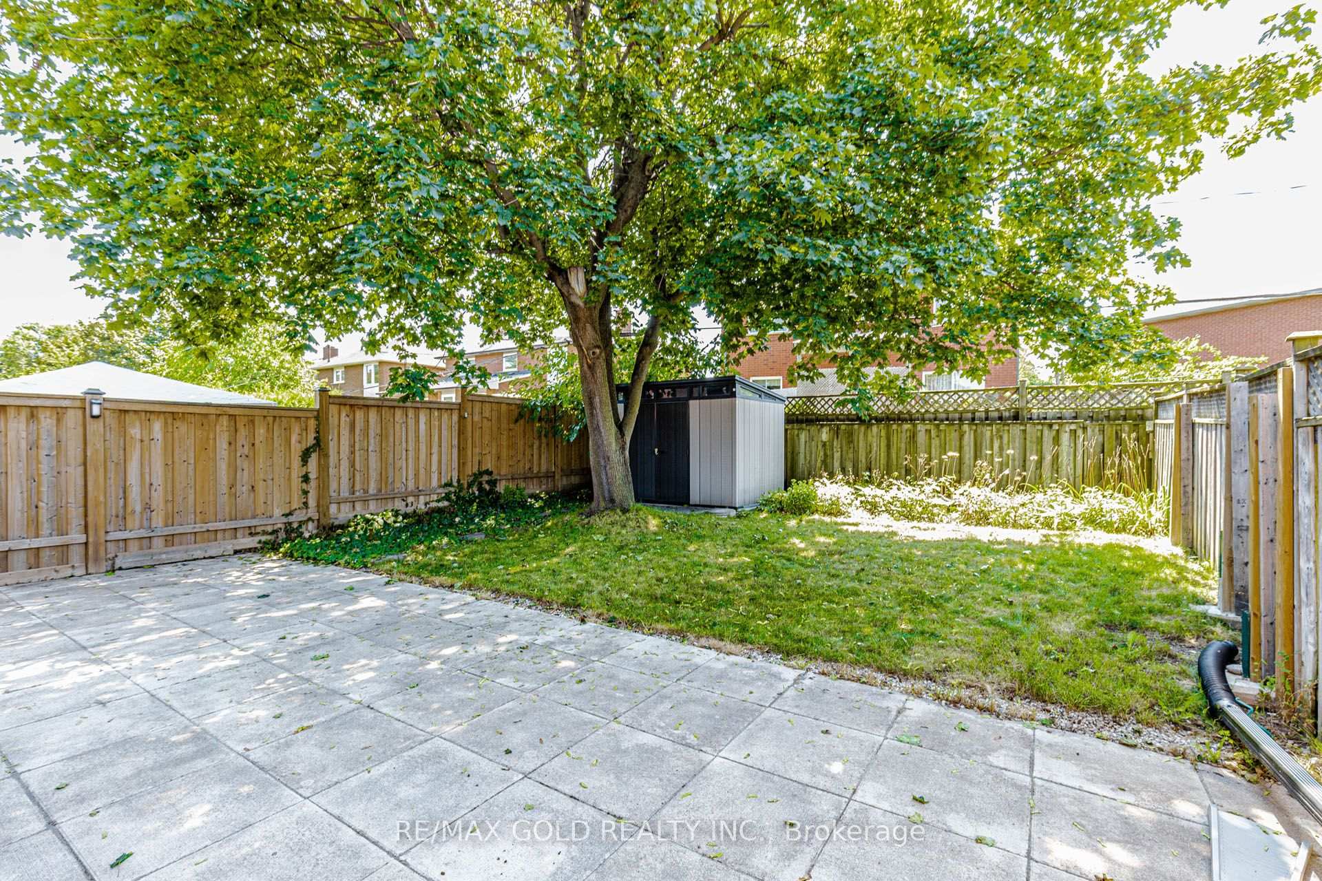 Photo 47 of 45 Grange Drive, Brampton, Northwood Park — HOMEH