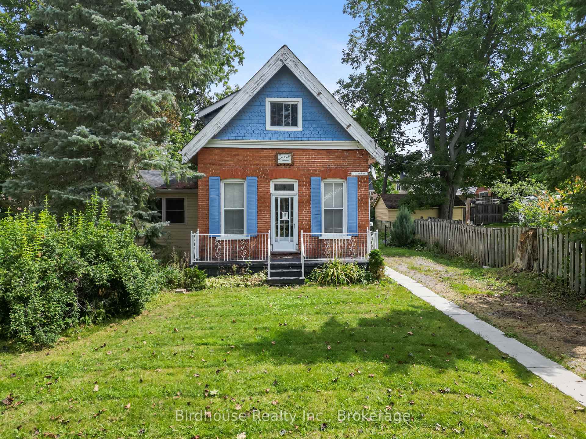 Front of 12 Mill Street
