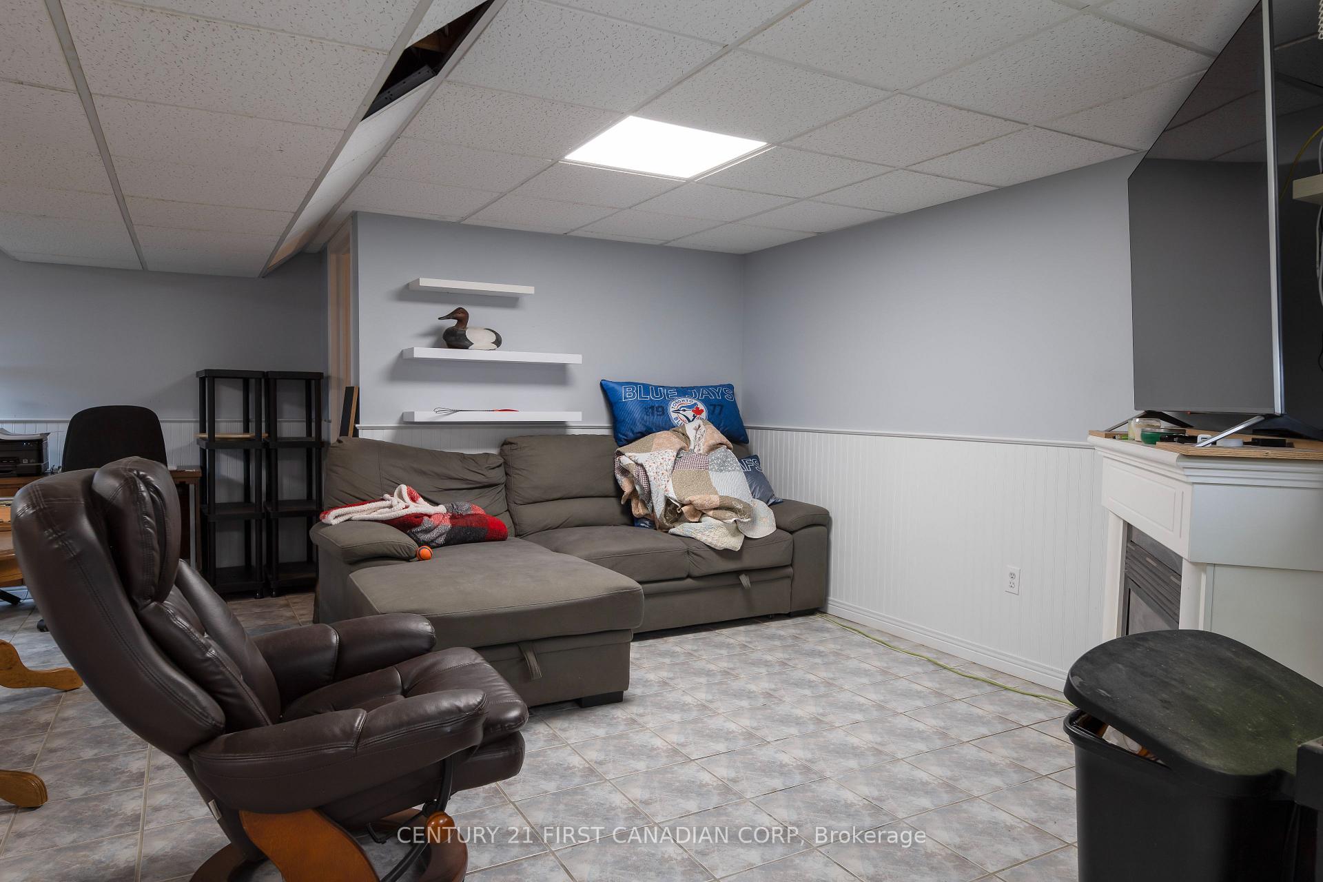 Photo 36 of 11 Sunset Avenue, Warwick, Watford — HOMEH
