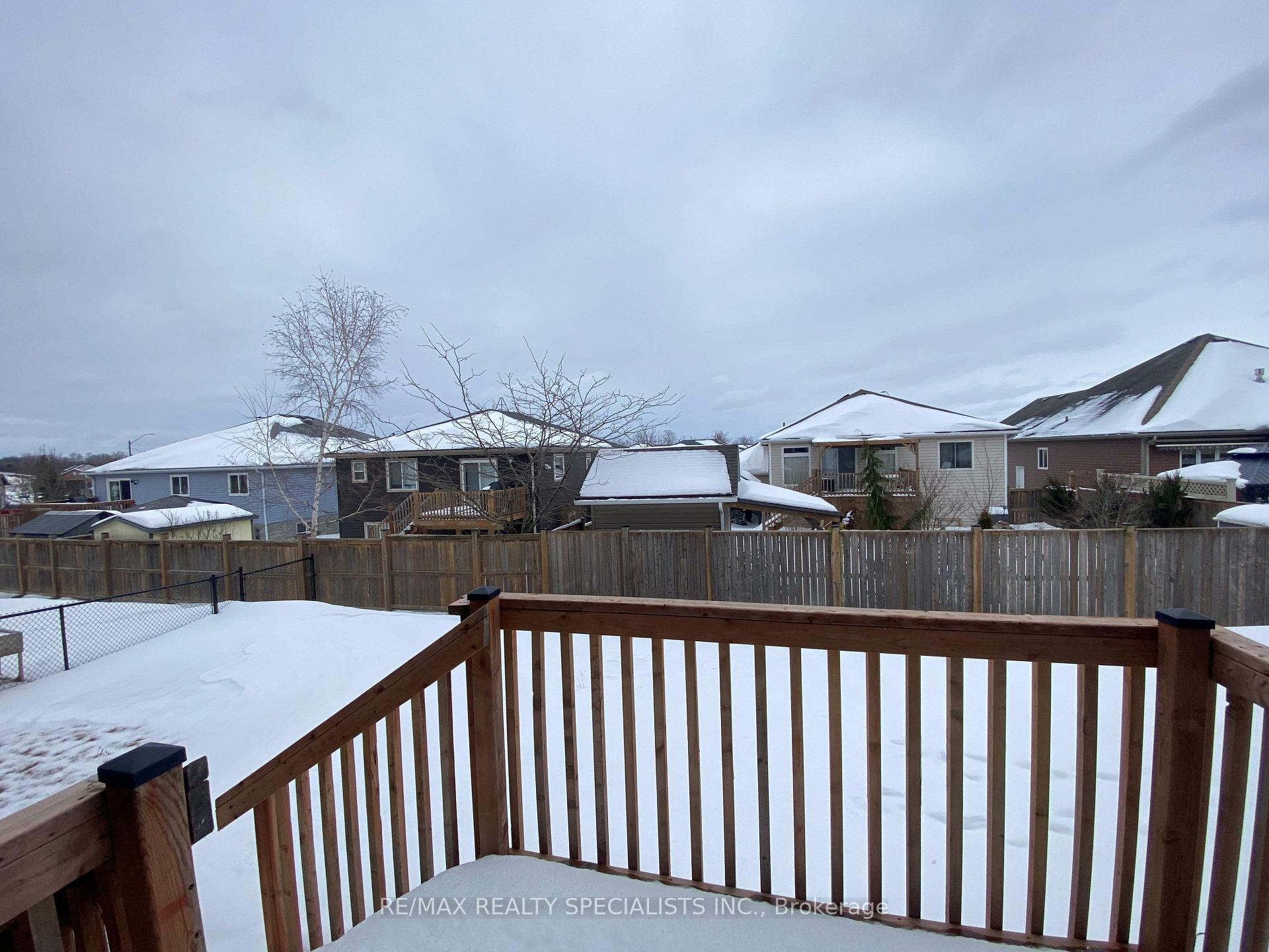 Photo 56 of 17 Oriole Crescent, Port Colborne, Main Street — HOMEH