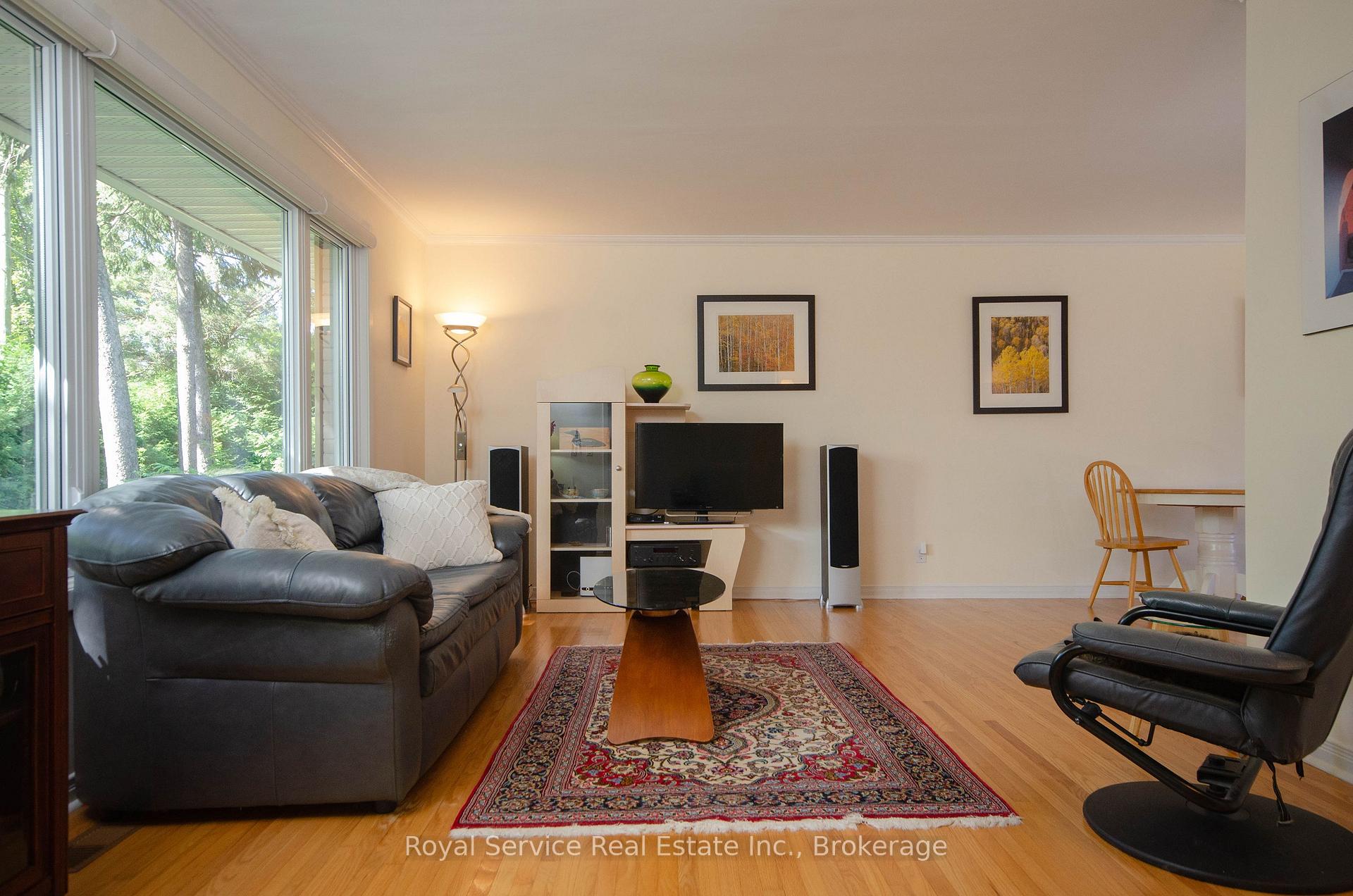 Photo 6 of 72 Bedford Street, Port Hope — HOMEH