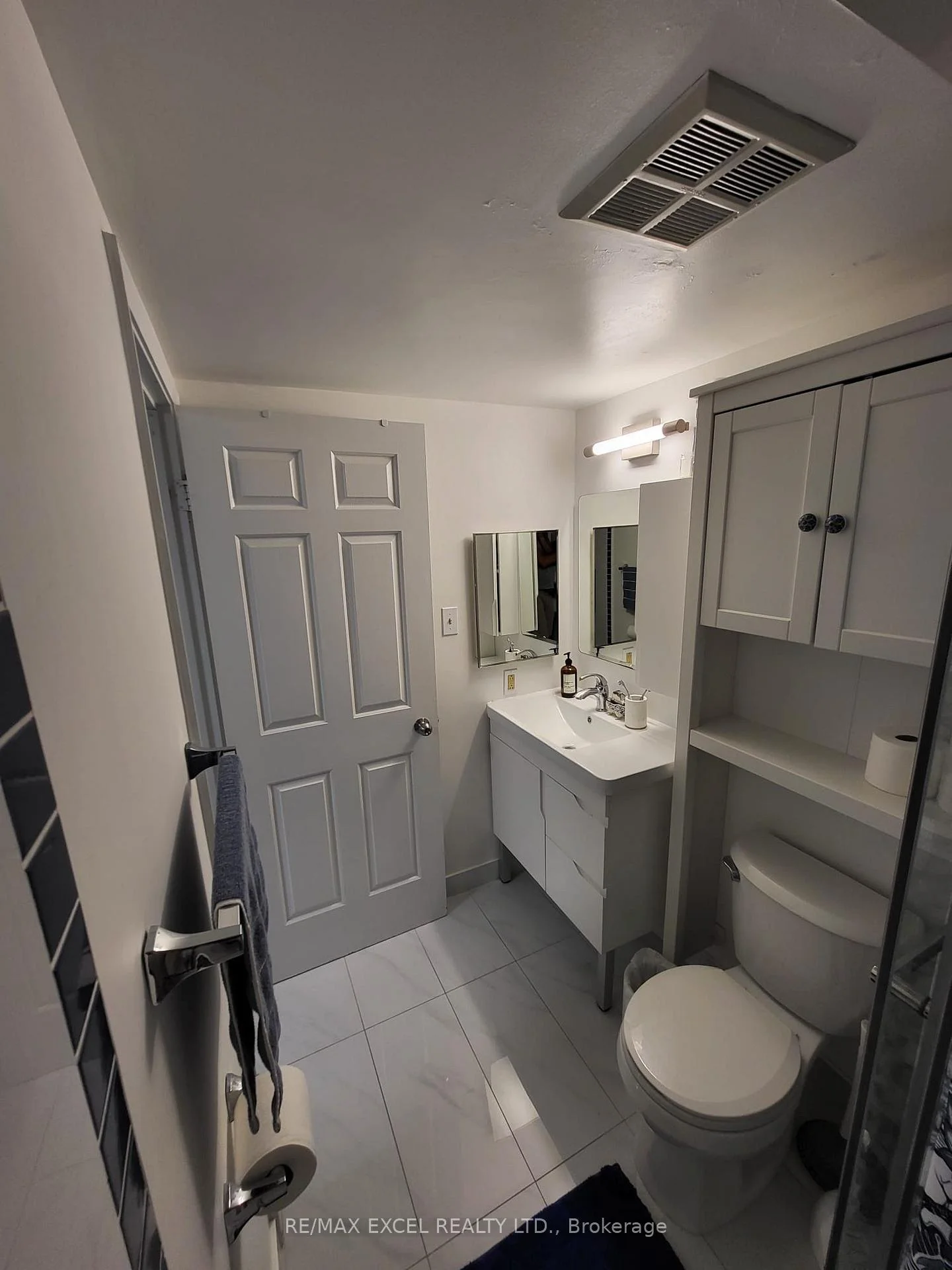 Photo 13 of Unit 714, 711 Bay Street, Toronto, Bay Street Corridor — HOMEH