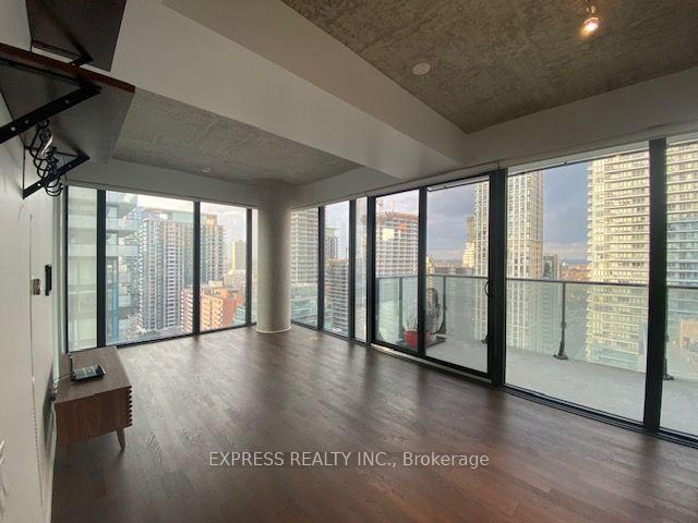 Photo 4 of Unit 1903, 185 Roehampton Avenue, Toronto, Mount Pleasant West — HOMEH