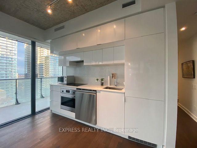 Photo 6 of Unit 1903, 185 Roehampton Avenue, Toronto, Mount Pleasant West — HOMEH