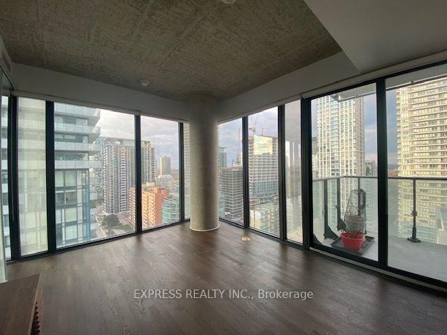 Photo 8 of Unit 1903, 185 Roehampton Avenue, Toronto, Mount Pleasant West — HOMEH