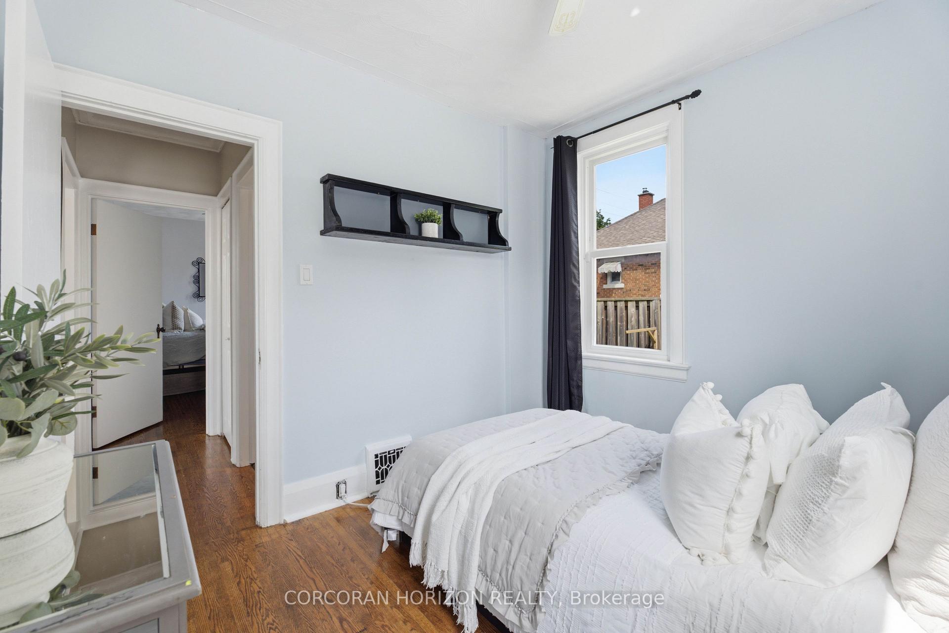 Photo 16 of 111 Elliott Street, Cambridge, Christopher-Champlain — HOMEH