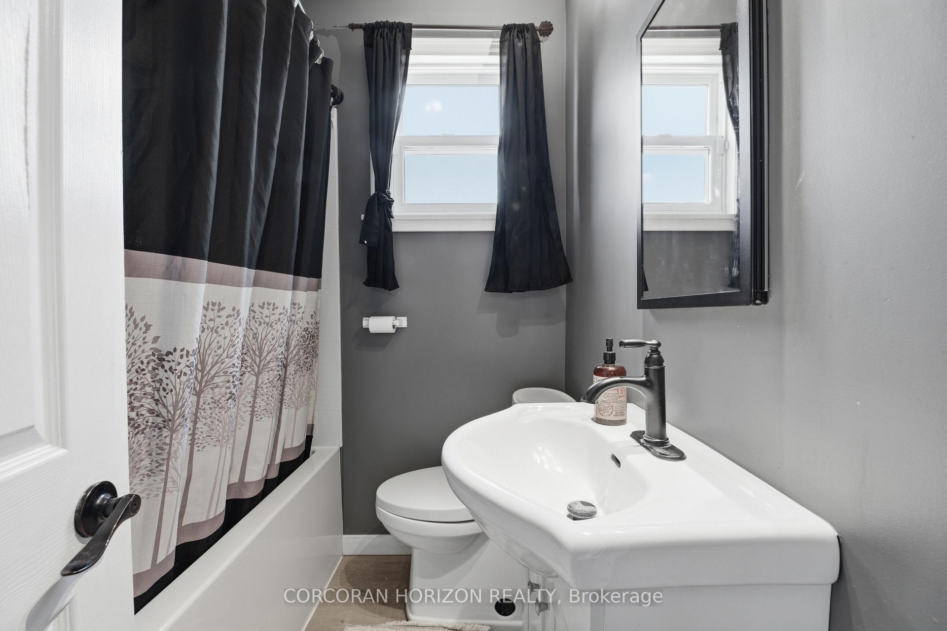 Photo 17 of 111 Elliott Street, Cambridge, Christopher-Champlain — HOMEH
