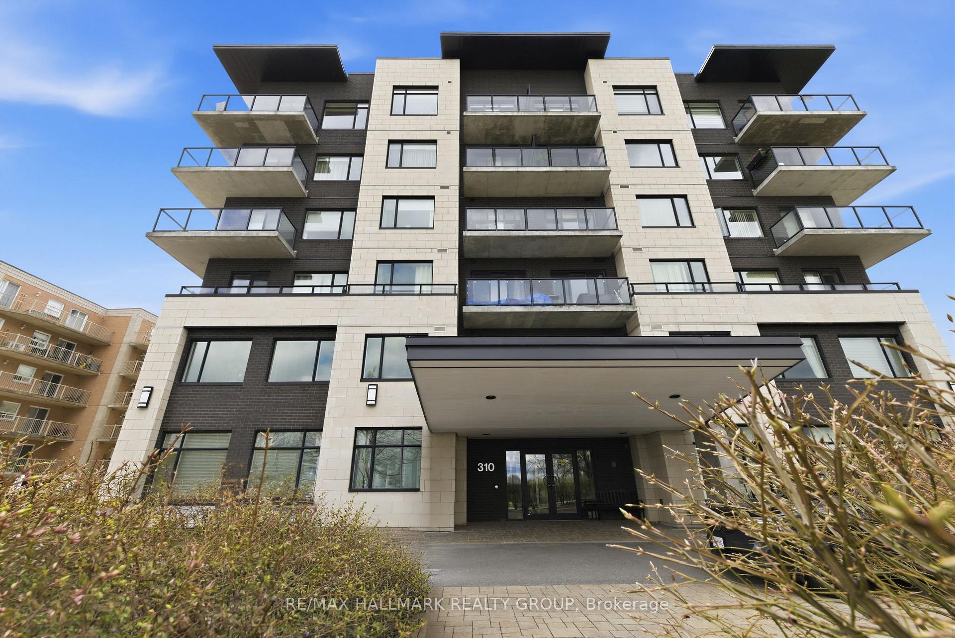 Photo 3 of Unit 206, 310 Centrum Boulevard, Ottawa, Bilberry Creek/Queenswood Heights — HOMEH