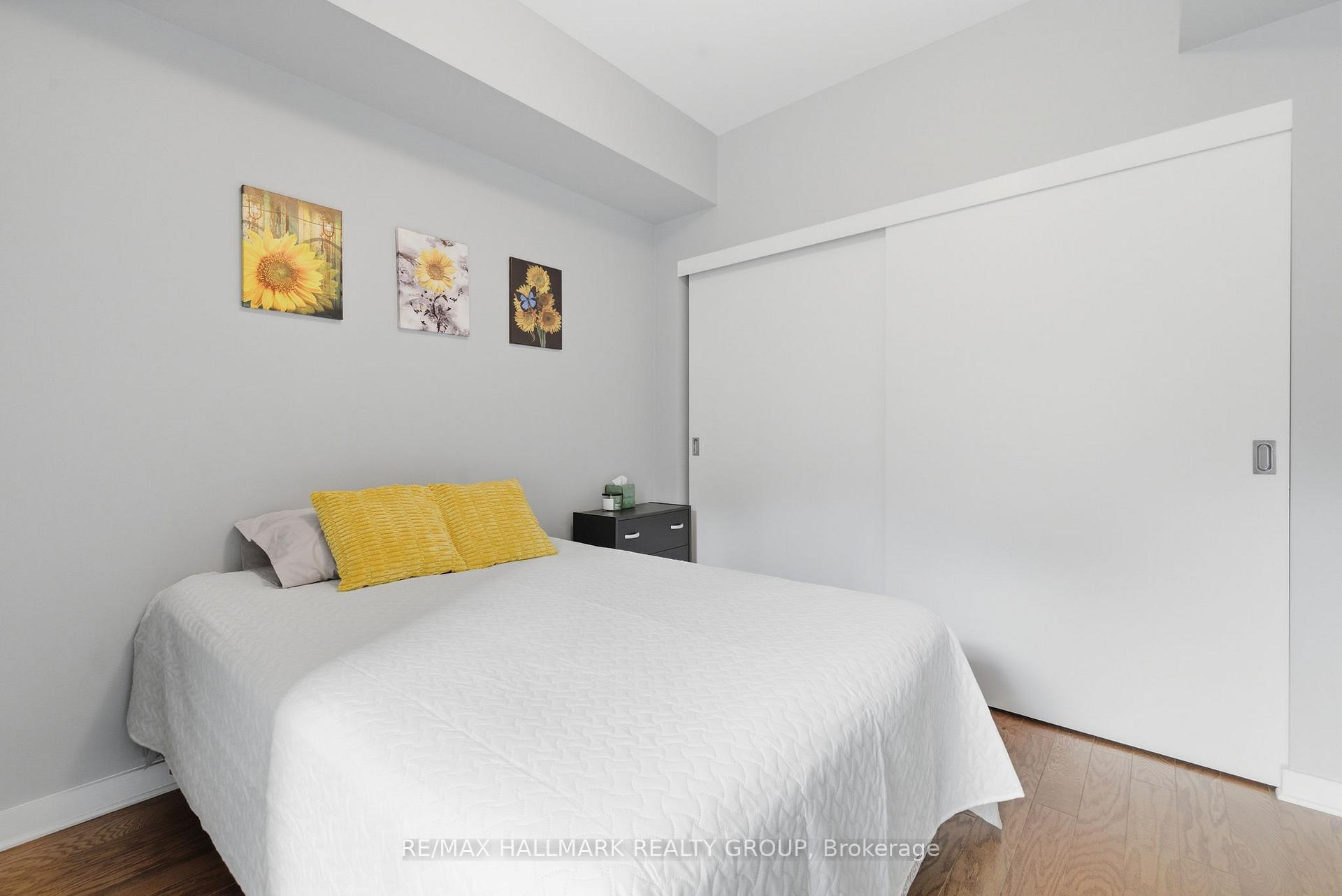 Photo 22 of Unit 206, 310 Centrum Boulevard, Ottawa, Bilberry Creek/Queenswood Heights — HOMEH