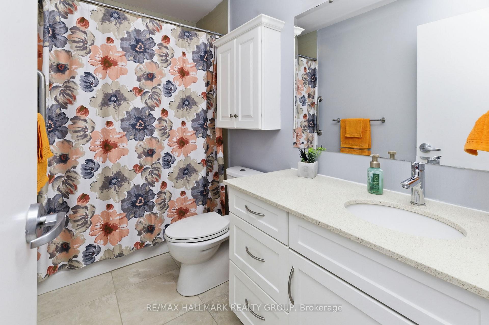 Photo 23 of Unit 206, 310 Centrum Boulevard, Ottawa, Bilberry Creek/Queenswood Heights — HOMEH
