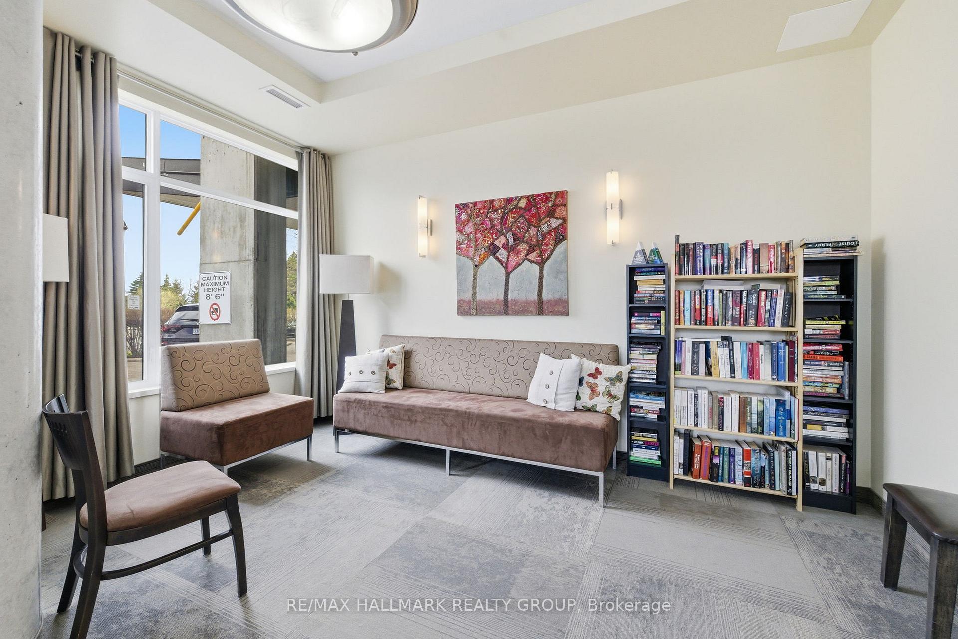 Photo 35 of Unit 206, 310 Centrum Boulevard, Ottawa, Bilberry Creek/Queenswood Heights — HOMEH