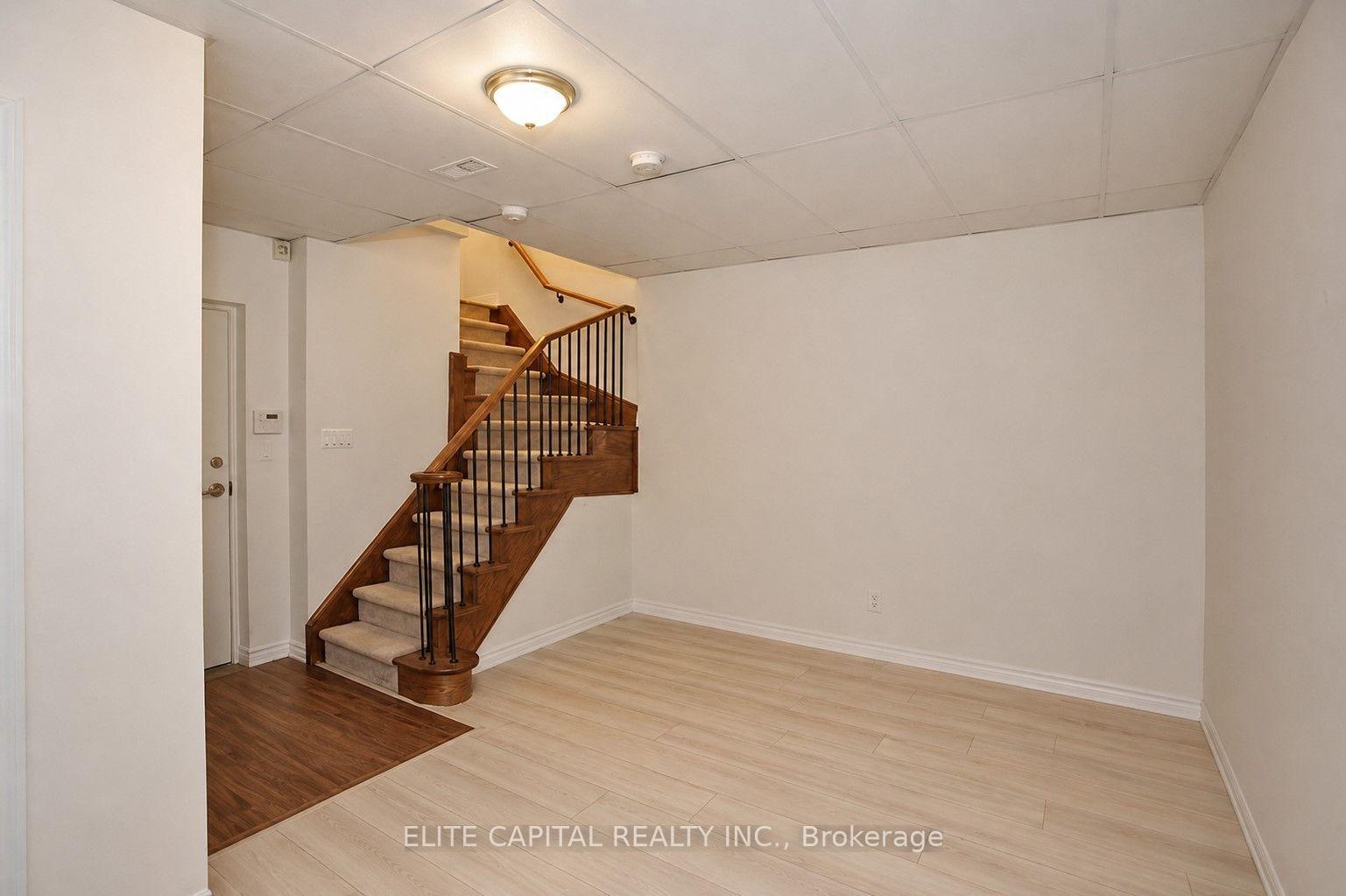Photo 17 of 19 Preakness Drive, North York, Banbury-Don Mills — HOMEH