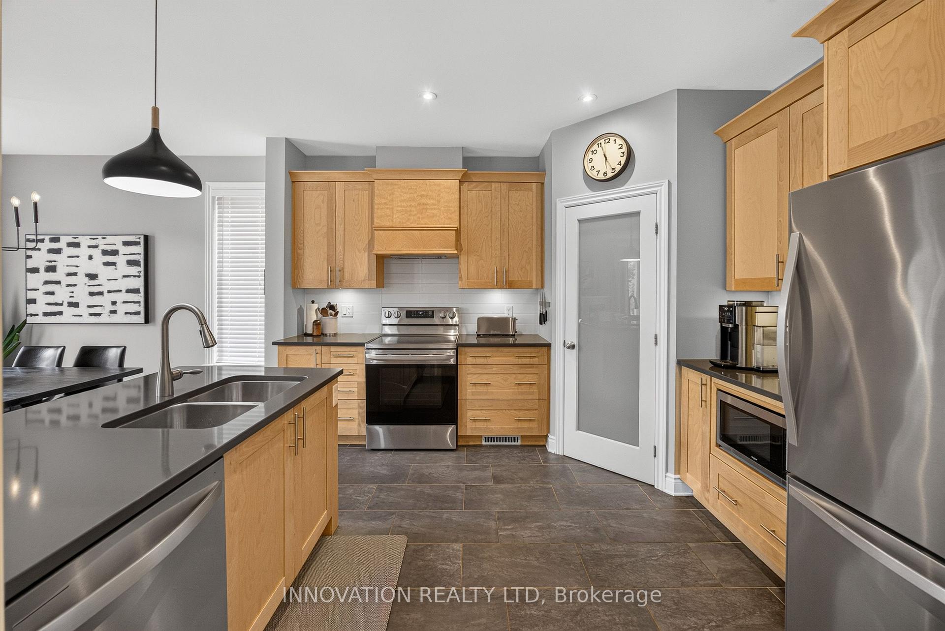 Photo 11 of 111 Dulmage Crescent, Carleton Place, Carleton Place — HOMEH
