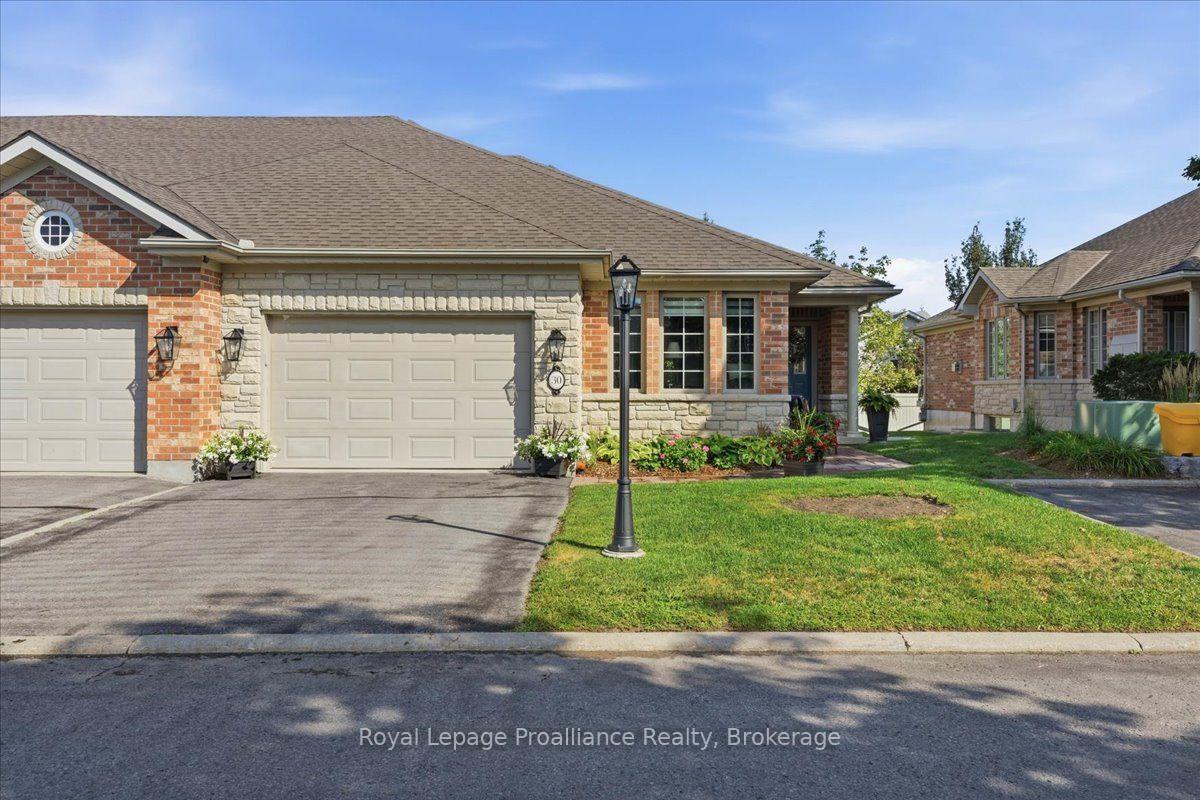 Photo 2 of Unit 30, 35 Heartwood Drive, Belleville, Belleville Ward — HOMEH
