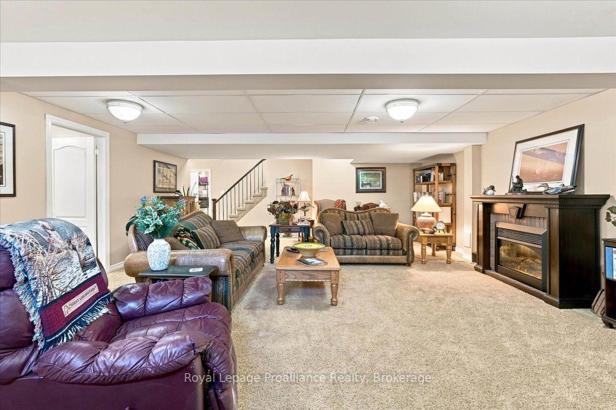 Photo 25 of Unit 30, 35 Heartwood Drive, Belleville, Belleville Ward — HOMEH