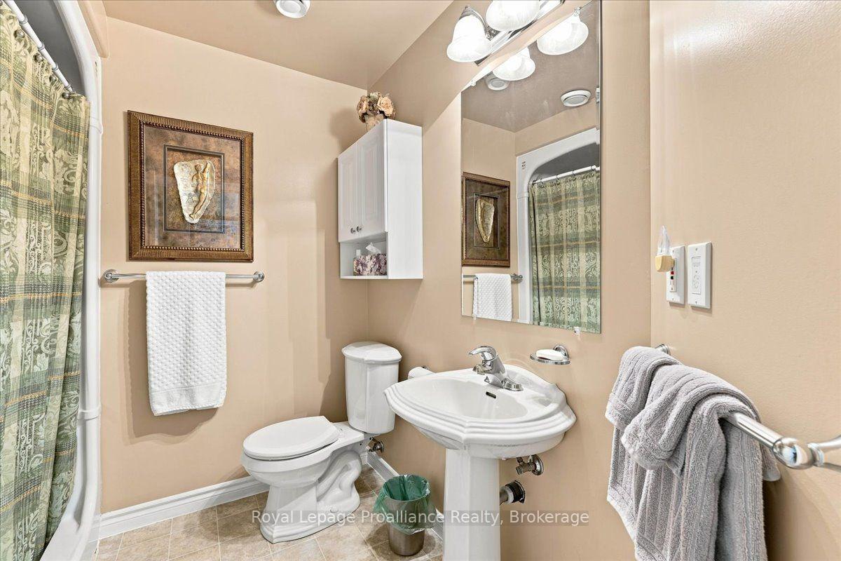 Photo 31 of Unit 30, 35 Heartwood Drive, Belleville, Belleville Ward — HOMEH