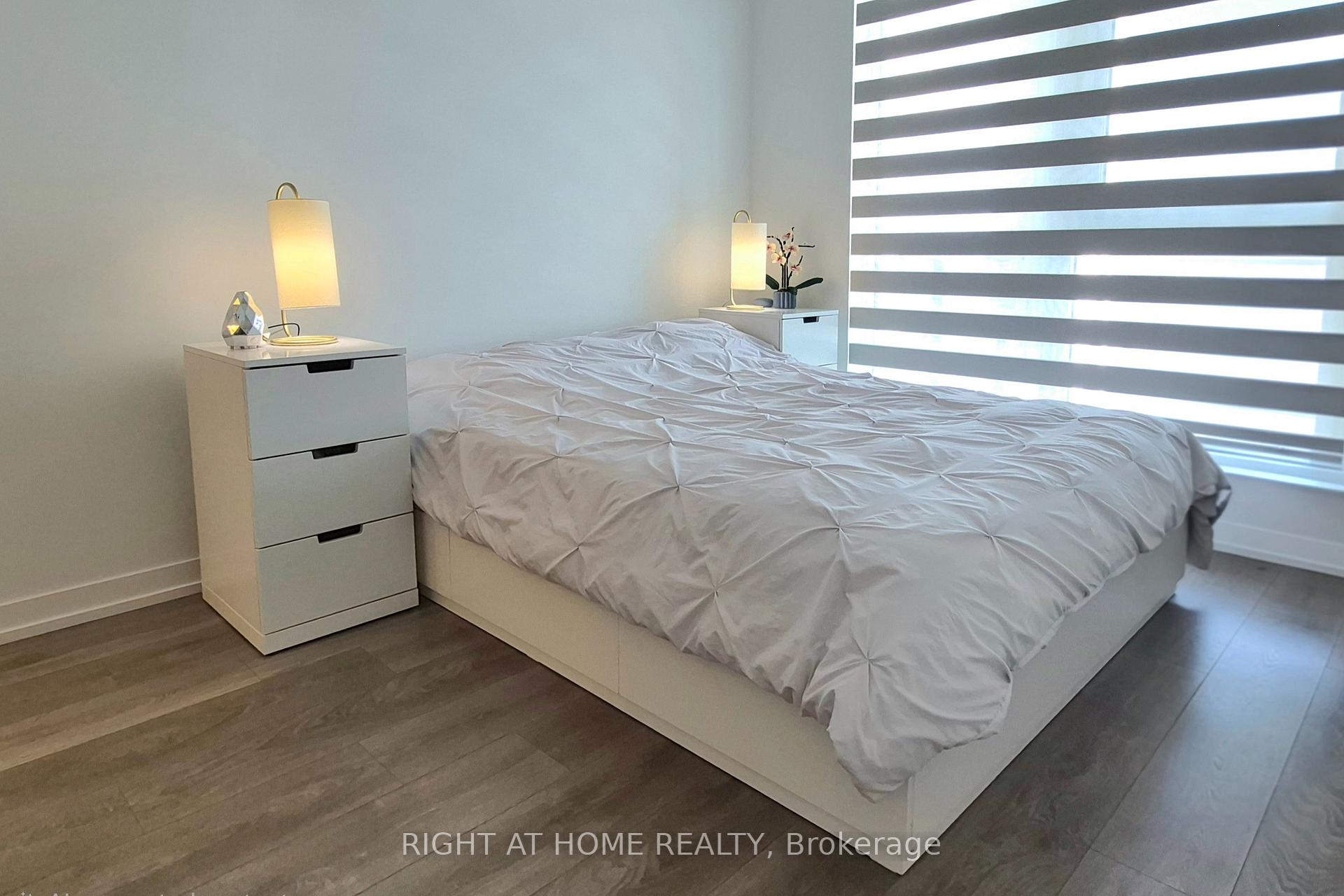Photo 8 of Unit 3509, 950 Portage Parkway, Vaughan, Vaughan Corporate Centre — HOMEH