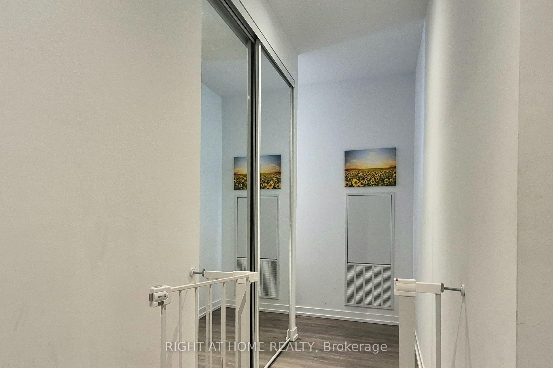 Photo 12 of Unit 3509, 950 Portage Parkway, Vaughan, Vaughan Corporate Centre — HOMEH