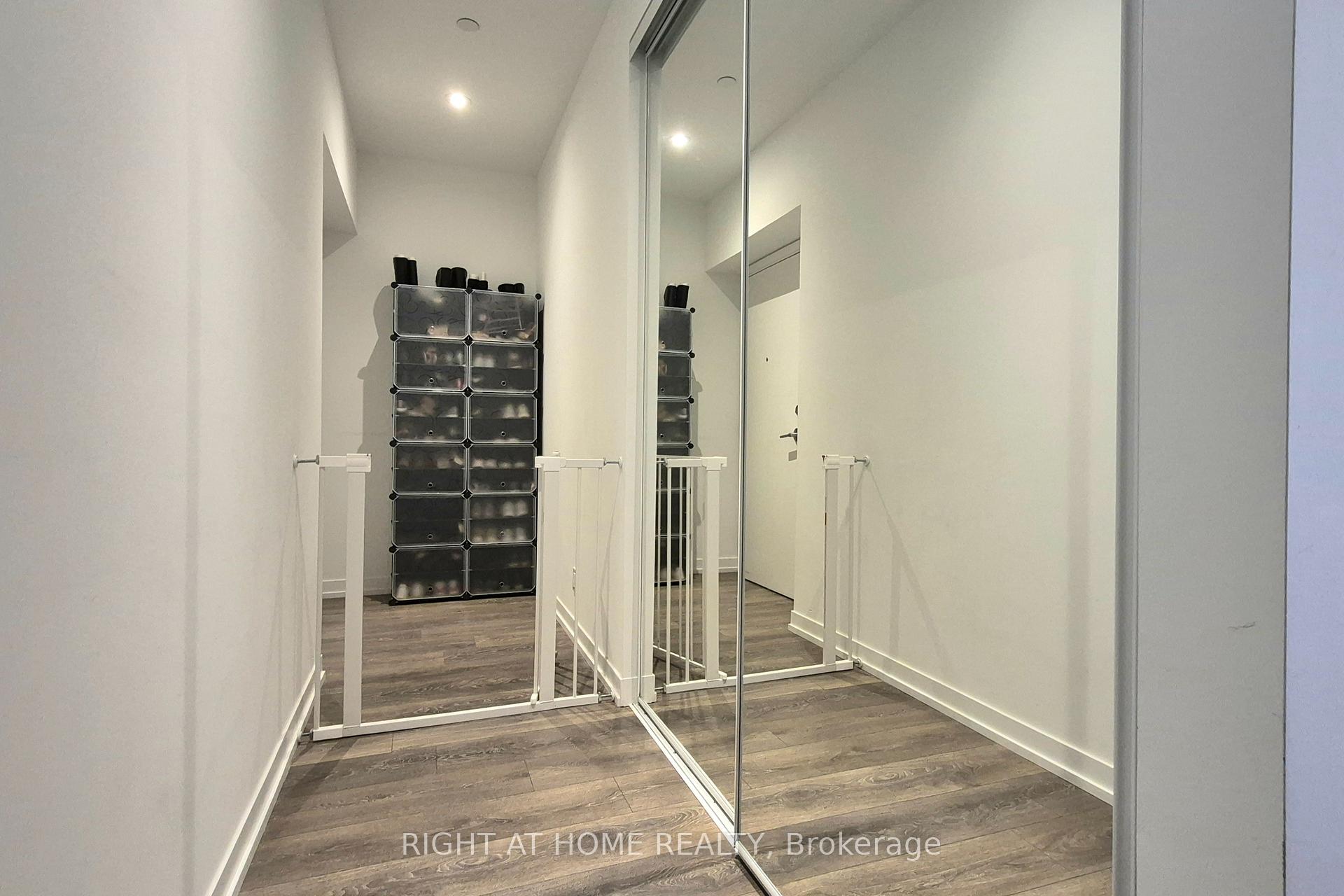 Photo 13 of Unit 3509, 950 Portage Parkway, Vaughan, Vaughan Corporate Centre — HOMEH