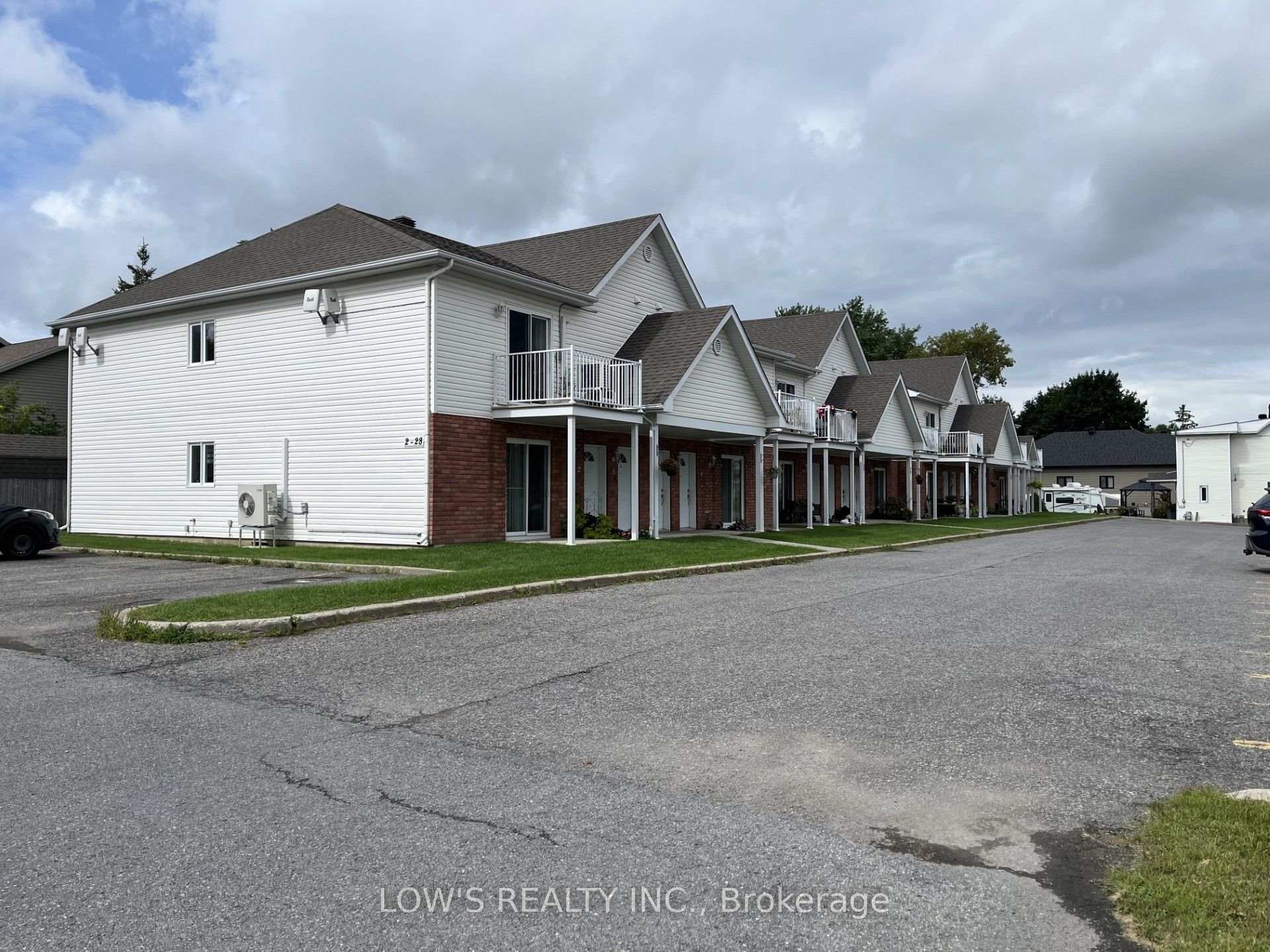 Photo 2 of 12 Pendleton Street, Champlain, Vankleek Hill — HOMEH