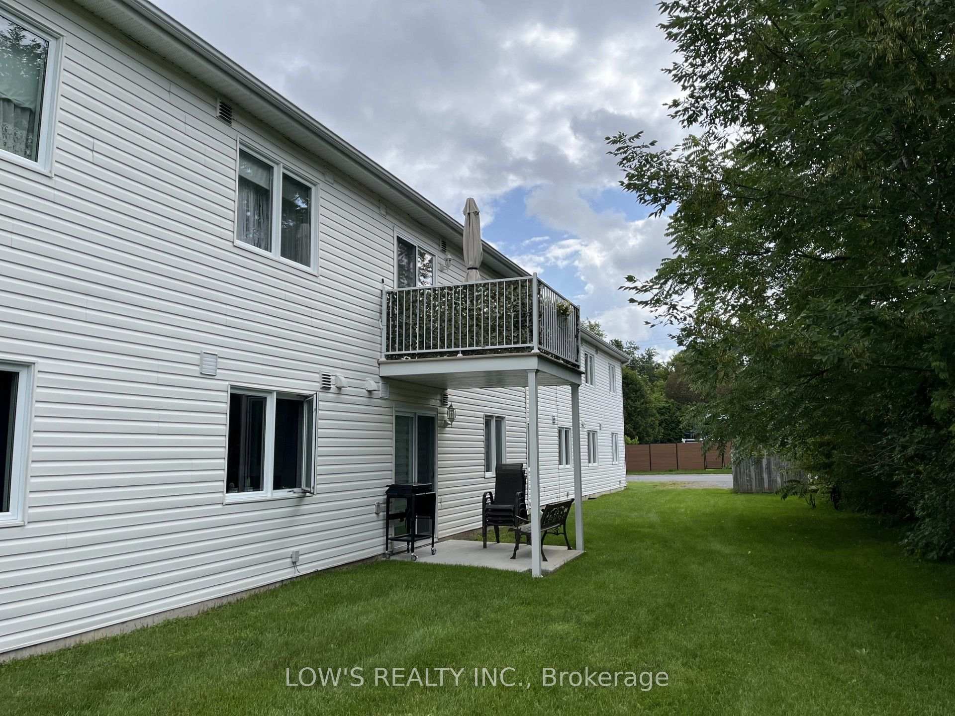 Photo 4 of 12 Pendleton Street, Champlain, Vankleek Hill — HOMEH