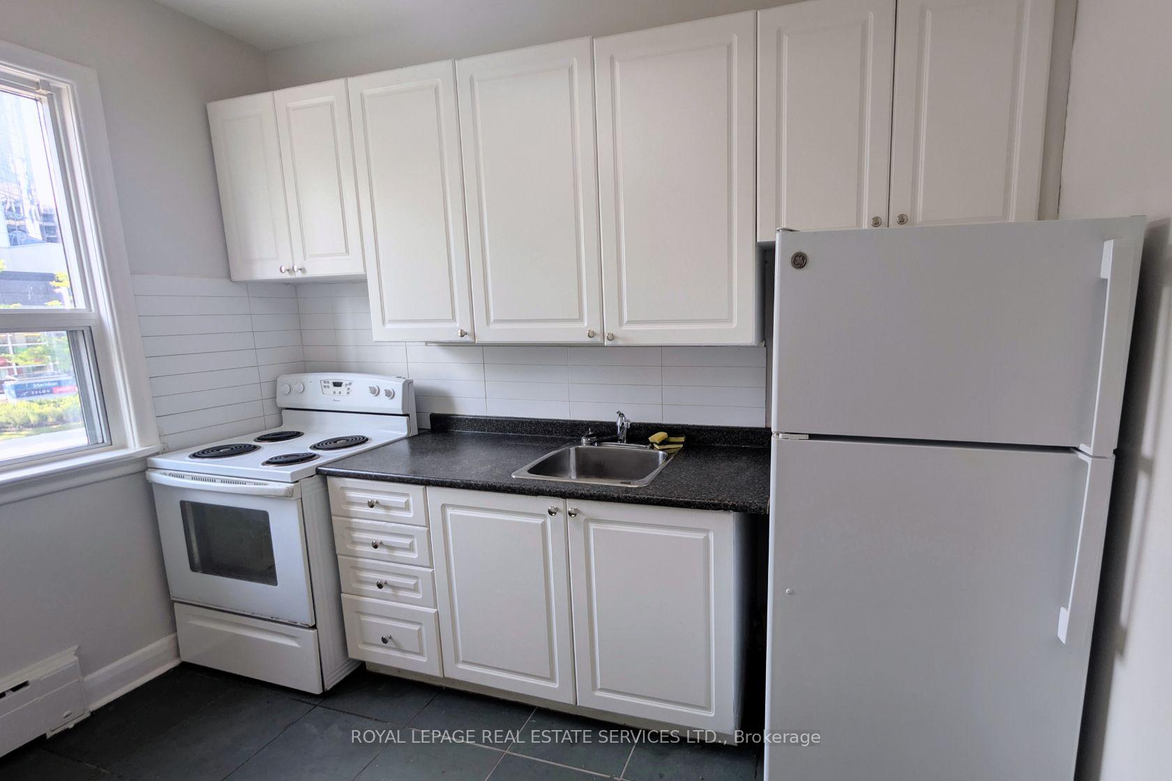 Photo 2 of Unit 1, 3367 Bloor Street W, Etobicoke, Islington-City Centre West — HOMEH
