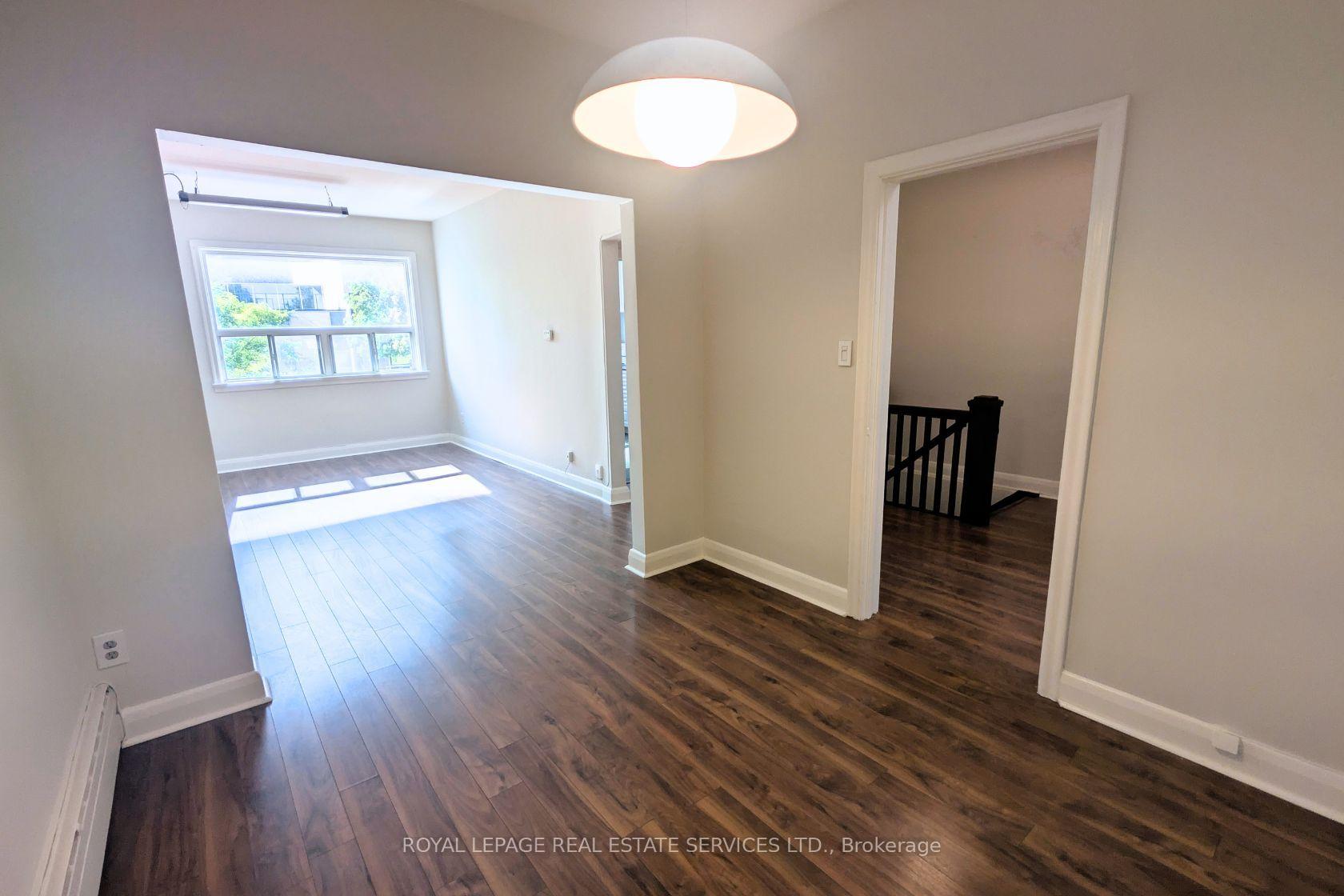 Photo 7 of Unit 1, 3367 Bloor Street W, Etobicoke, Islington-City Centre West — HOMEH