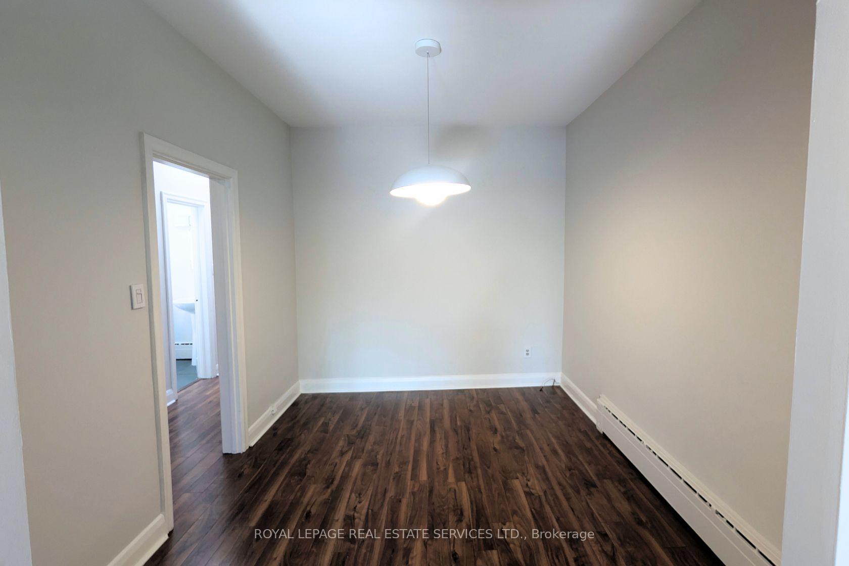 Photo 8 of Unit 1, 3367 Bloor Street W, Etobicoke, Islington-City Centre West — HOMEH