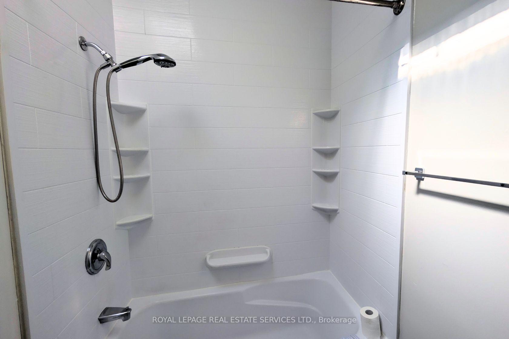 Photo 14 of Unit 1, 3367 Bloor Street W, Etobicoke, Islington-City Centre West — HOMEH