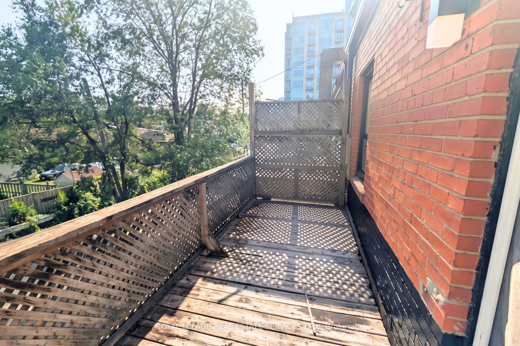 Photo 16 of Unit 1, 3367 Bloor Street W, Etobicoke, Islington-City Centre West — HOMEH
