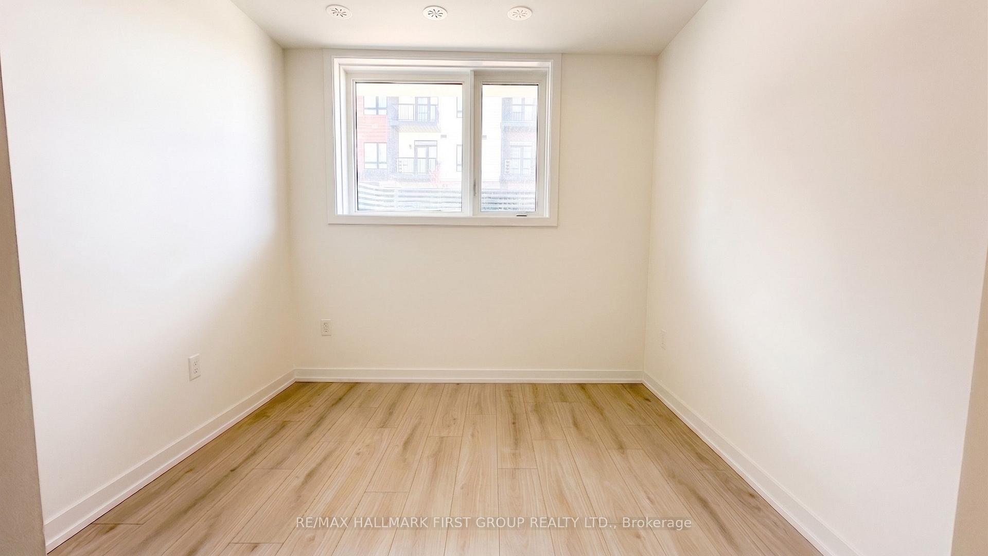 Photo 11 of Unit P32, 25 Palace Street, Kitchener, Laurentian Hills — HOMEH