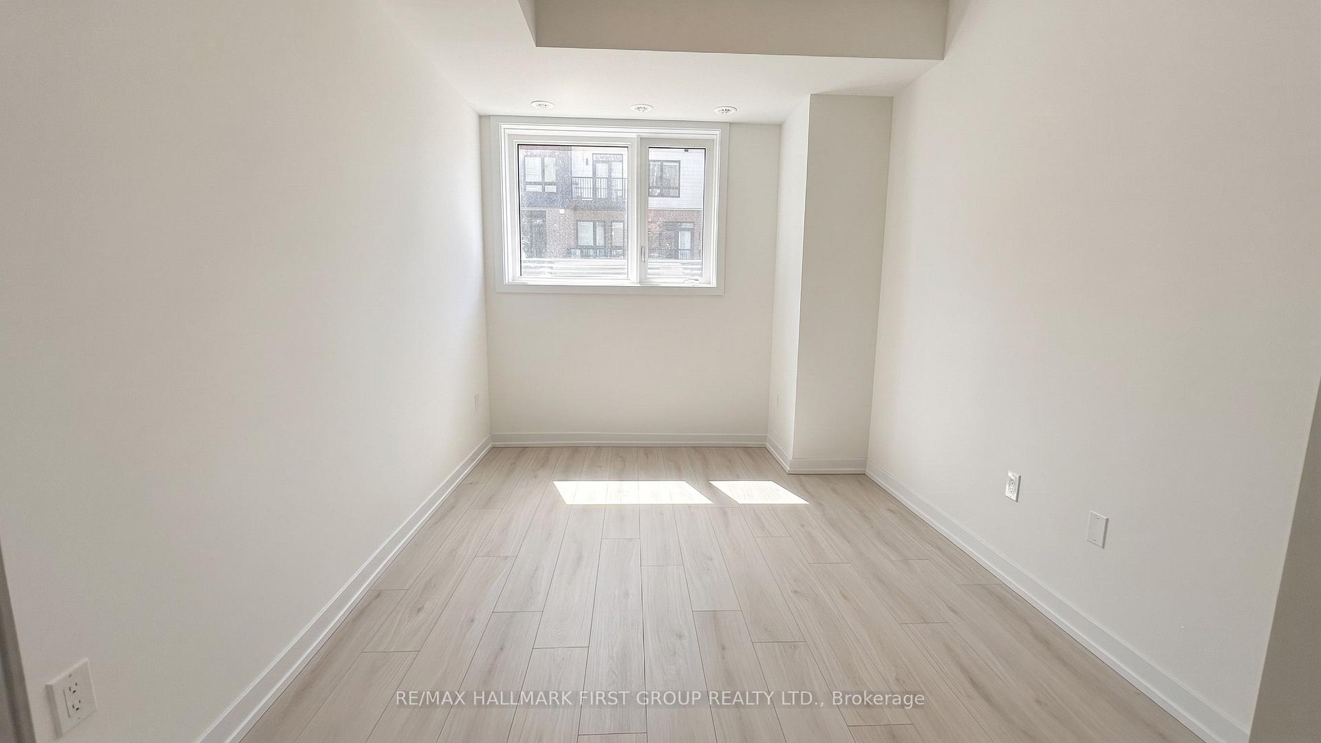 Photo 14 of Unit P32, 25 Palace Street, Kitchener, Laurentian Hills — HOMEH