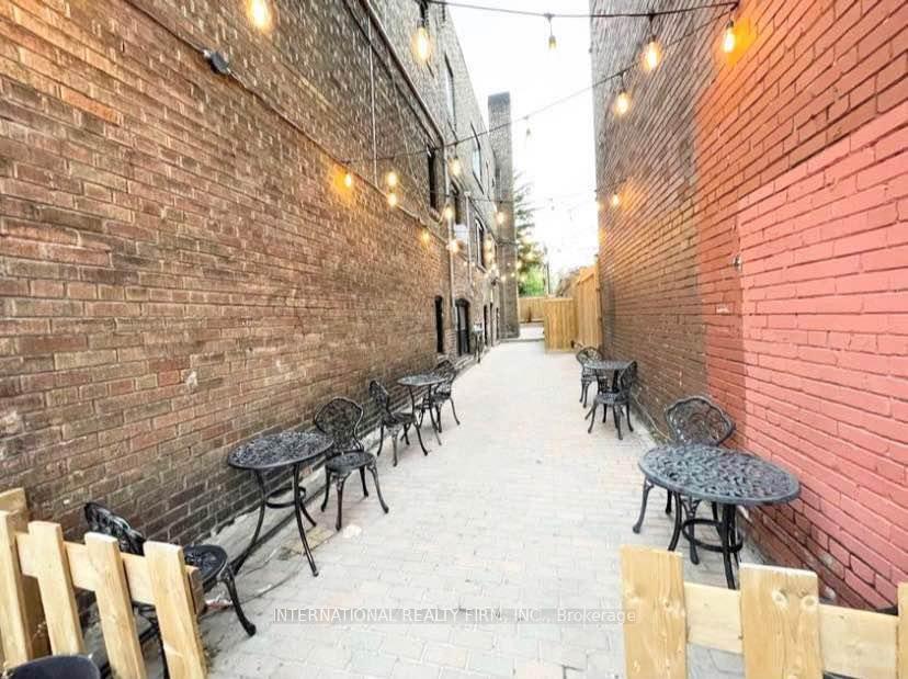 Photo 10 of Unit 4, 1094 College Street, Toronto, Dufferin Grove — HOMEH