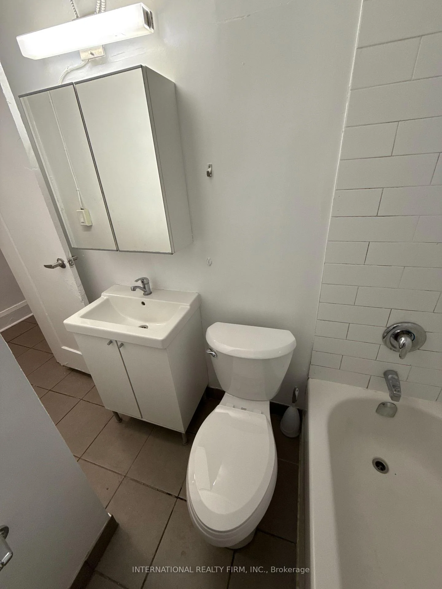 Photo 15 of Unit 4, 1094 College Street, Toronto, Dufferin Grove — HOMEH