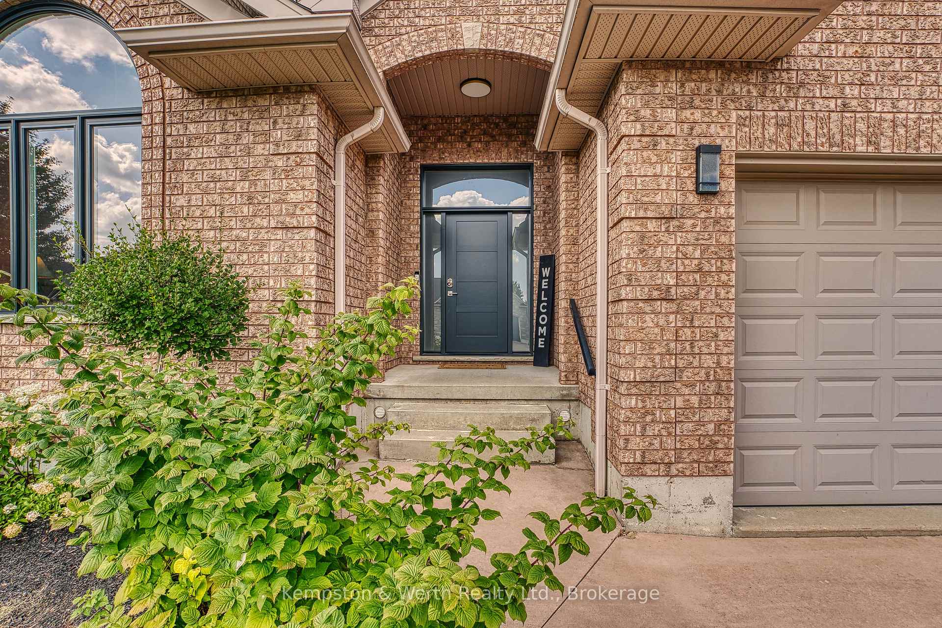 Photo 7 of 635 Riverview Drive, North Perth, Listowel — HOMEH
