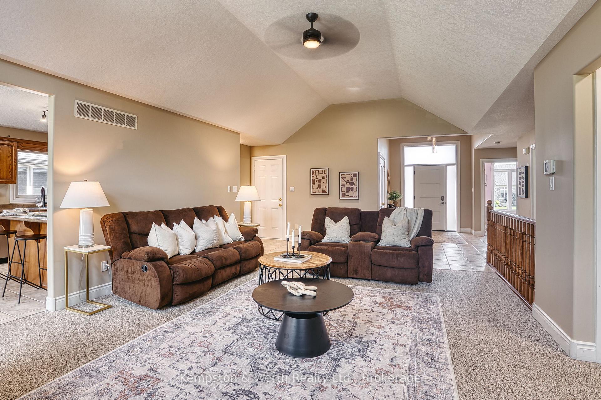 Photo 9 of 635 Riverview Drive, North Perth, Listowel — HOMEH