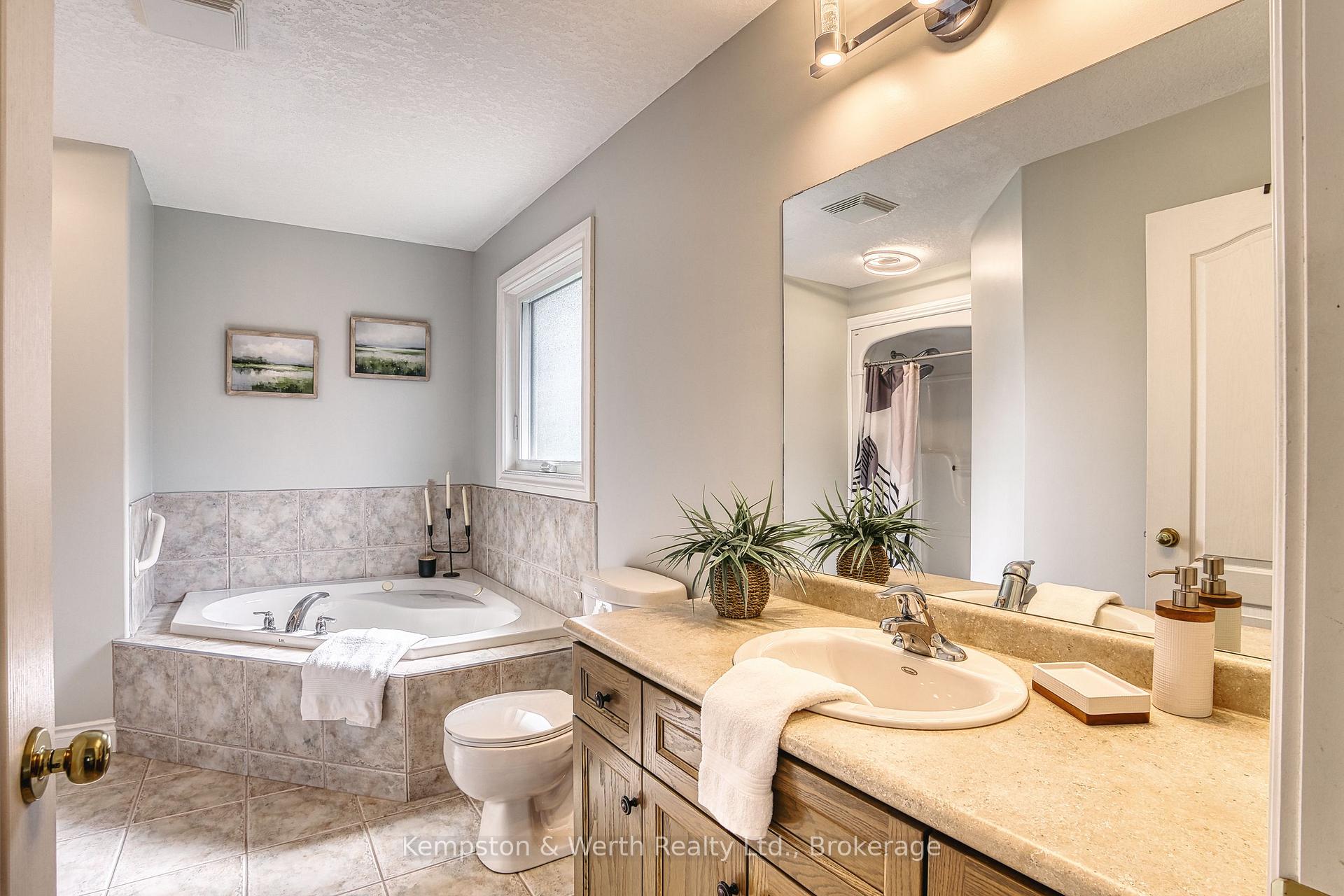Photo 24 of 635 Riverview Drive, North Perth, Listowel — HOMEH