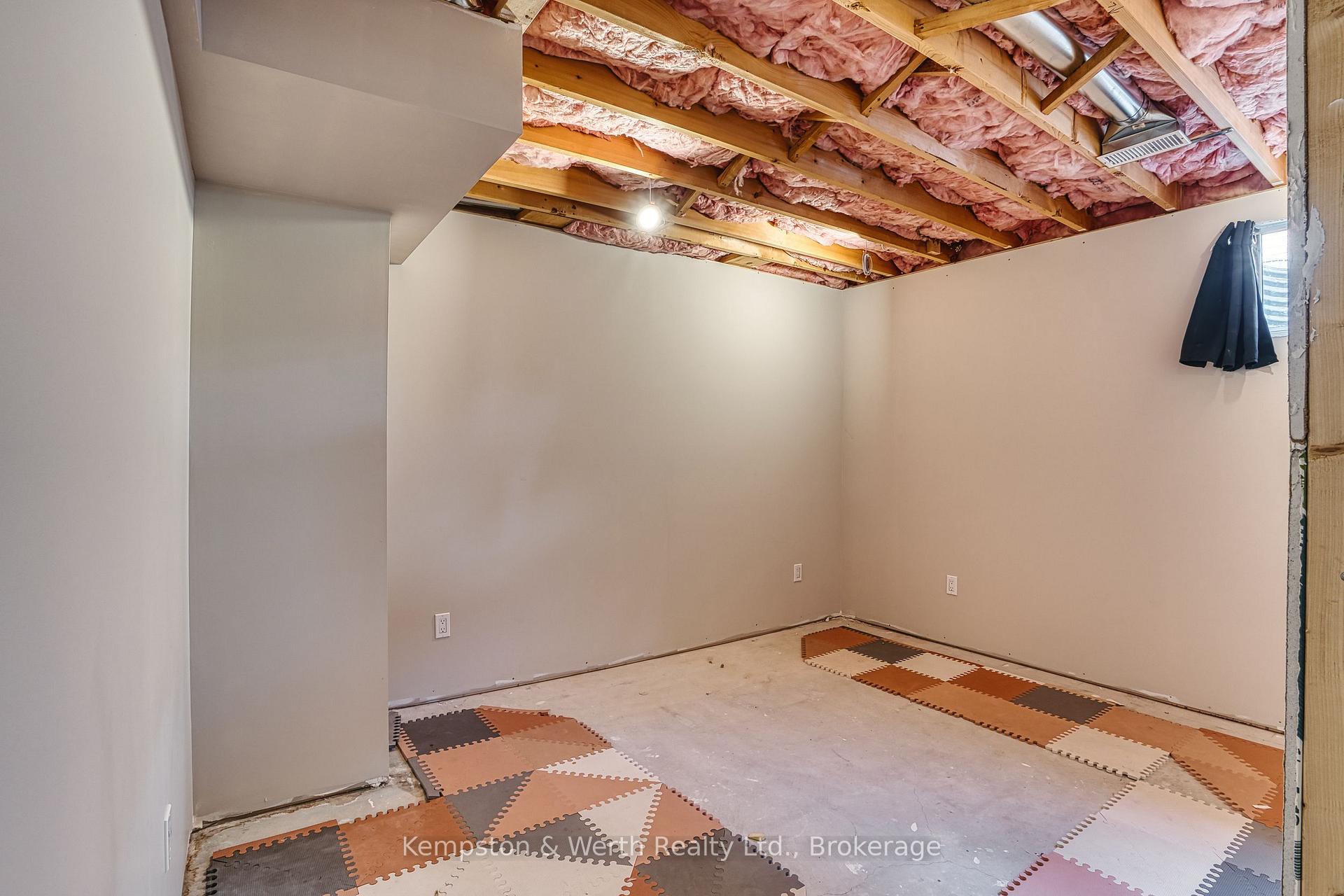 Photo 32 of 635 Riverview Drive, North Perth, Listowel — HOMEH