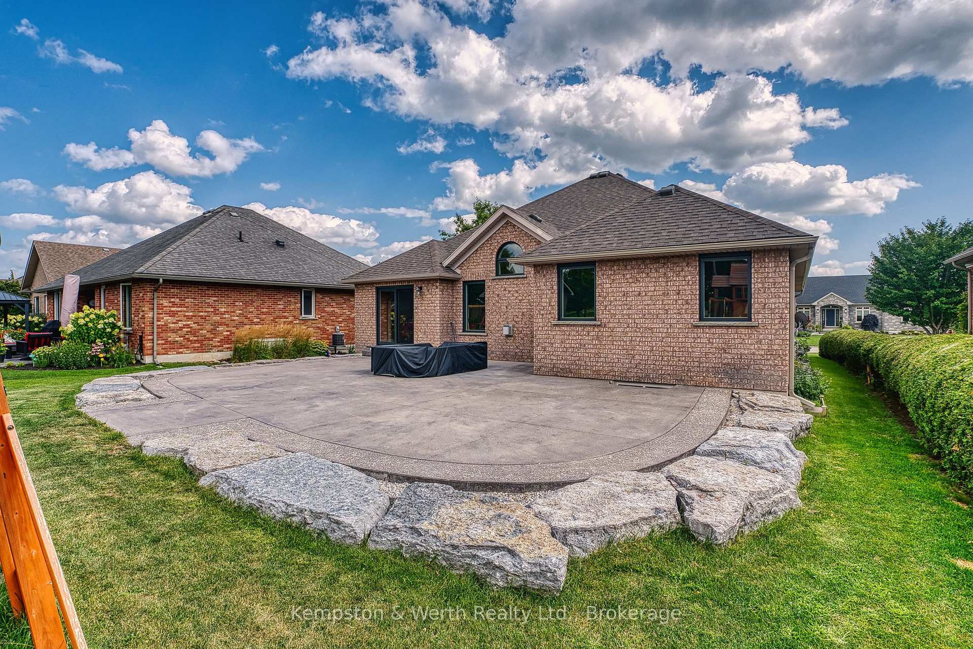 Photo 37 of 635 Riverview Drive, North Perth, Listowel — HOMEH