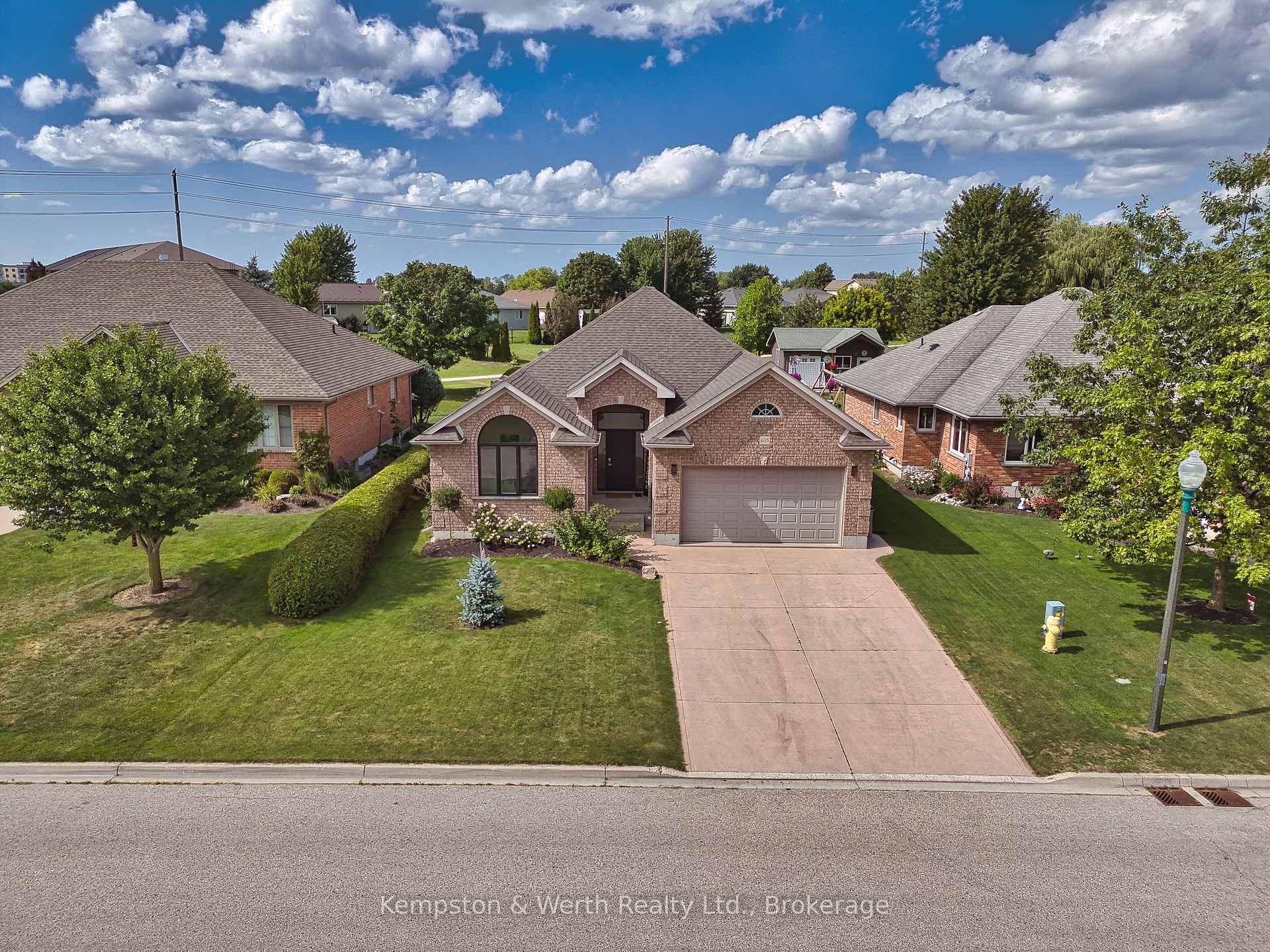 Photo 40 of 635 Riverview Drive, North Perth, Listowel — HOMEH