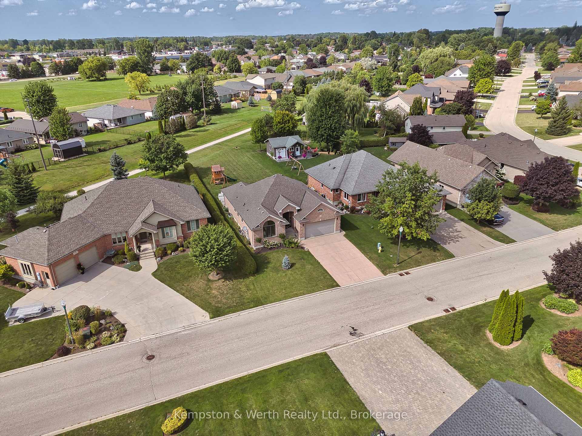 Photo 44 of 635 Riverview Drive, North Perth, Listowel — HOMEH