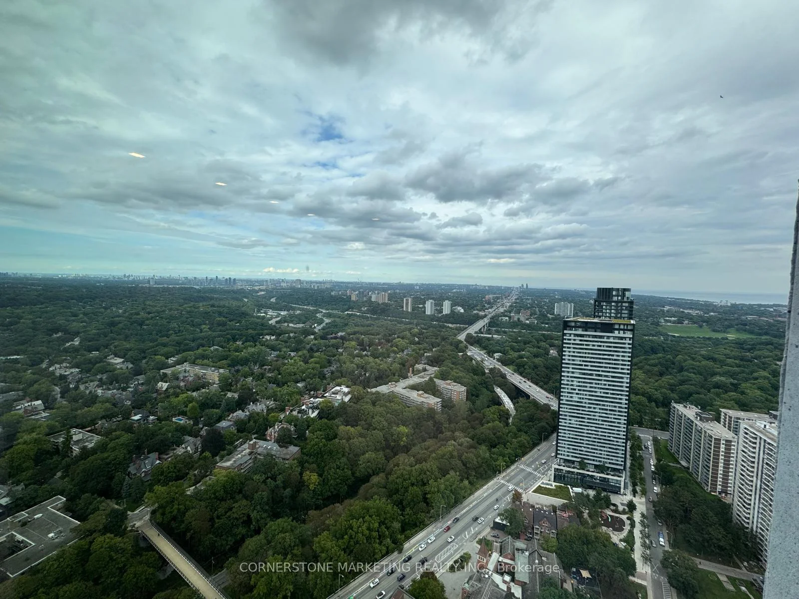 Photo 22 of Unit 5009, 609 Sherbourne Street, Toronto, North St. James Town — HOMEH