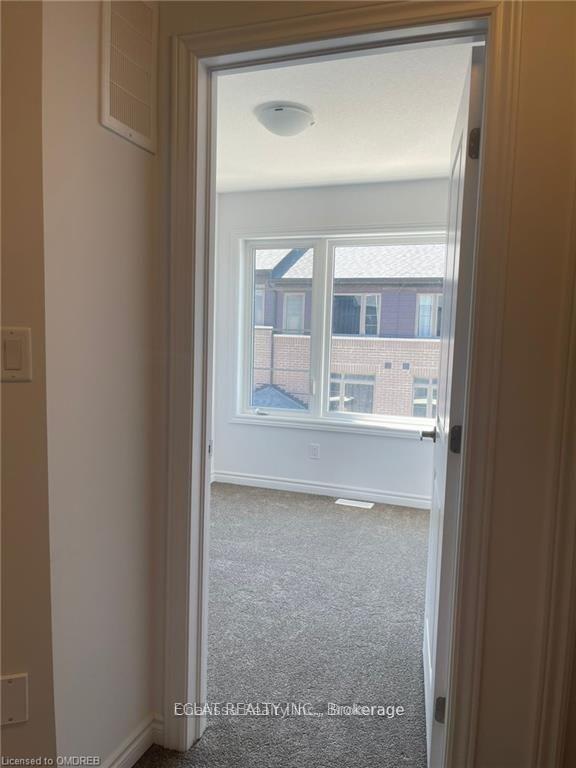 Photo 2 of 61 Soho Street, Hamilton, Stoney Creek Mountain — HOMEH