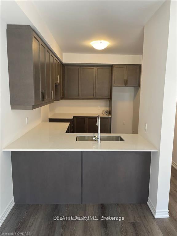 Photo 15 of 61 Soho Street, Hamilton, Stoney Creek Mountain — HOMEH