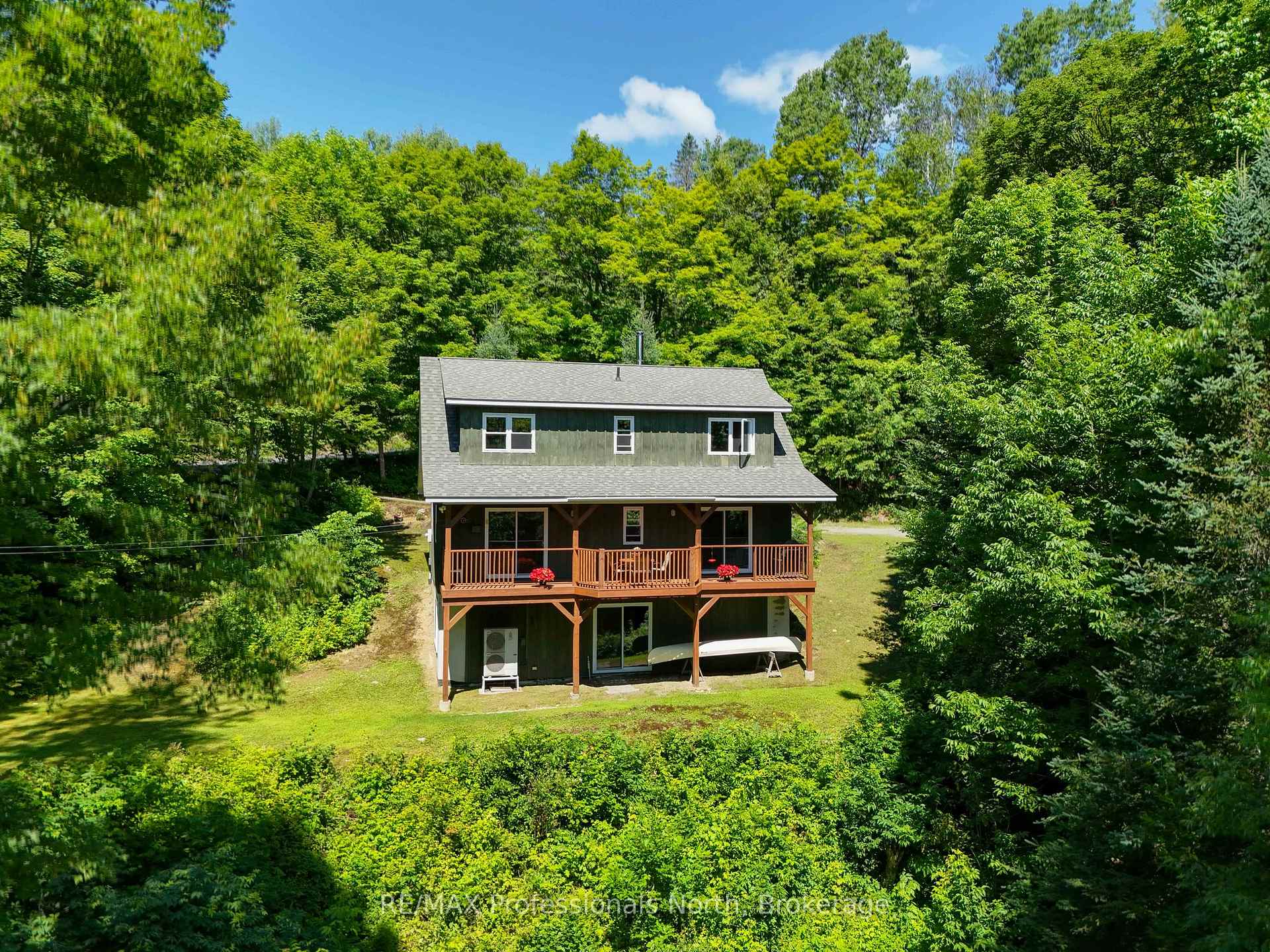 Photo 33 of 1237 Williamsport Road, Huntsville, Chaffey — HOMEH