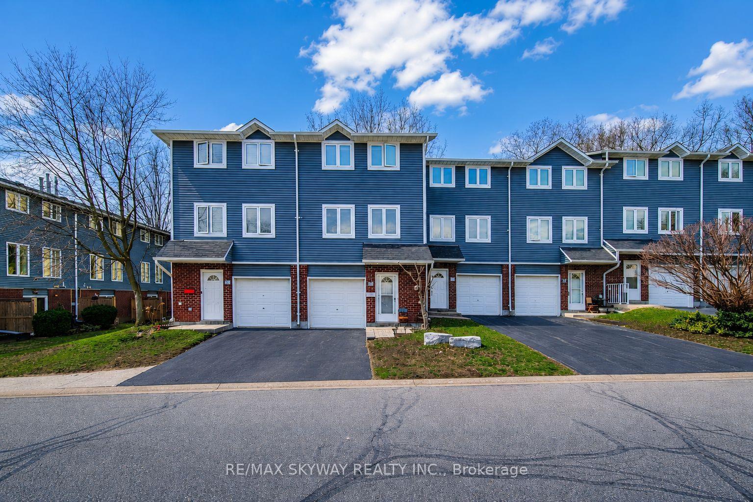 Front of Unit B, 56 Harris Avenue