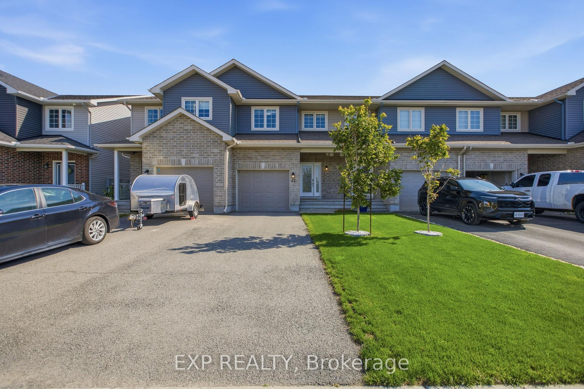 Photo of 42 Vimy Ridge Crescent
